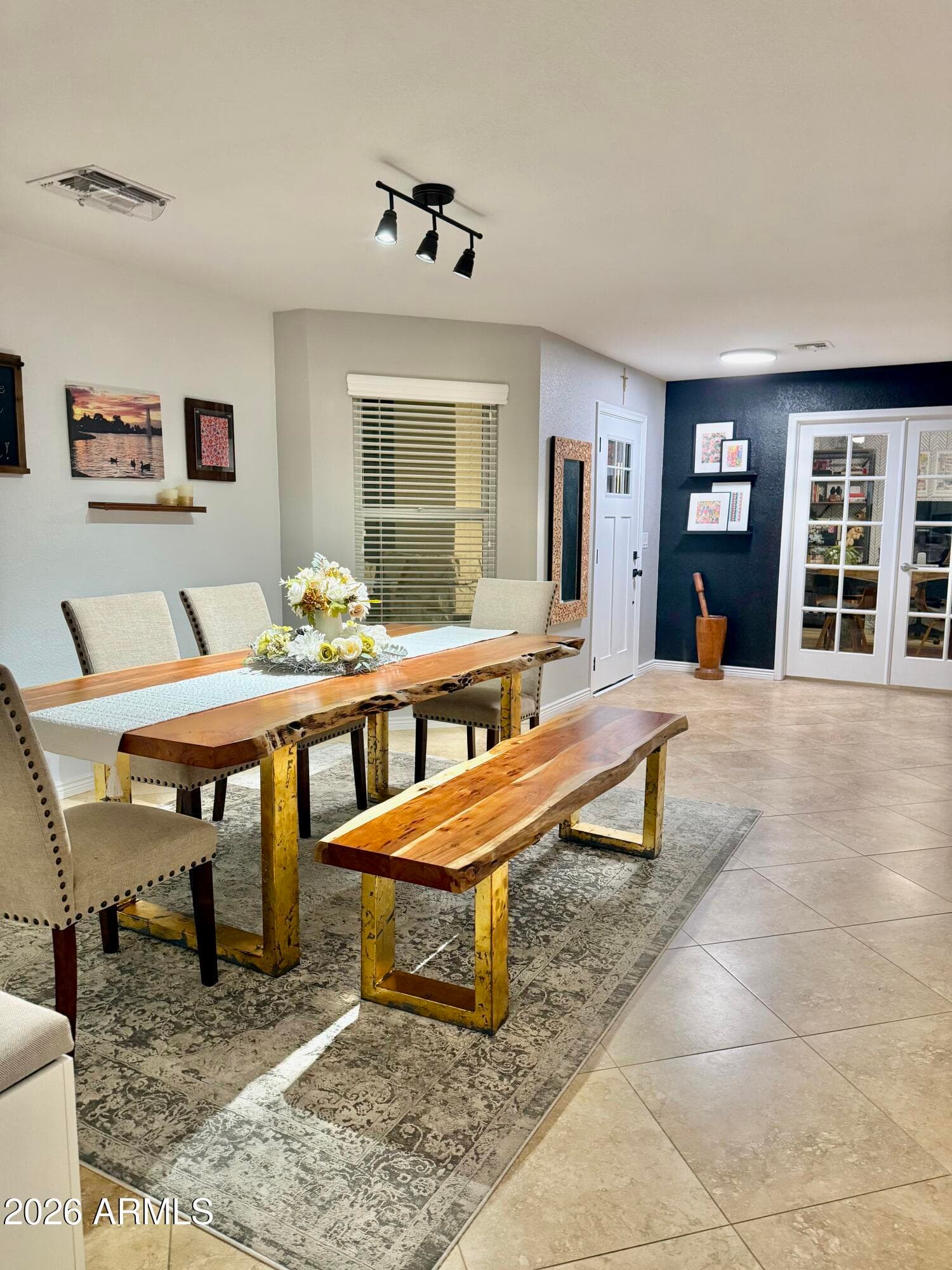 2470 E County Down Drive, Chandler, AZ 85249 — photo 10 of 32