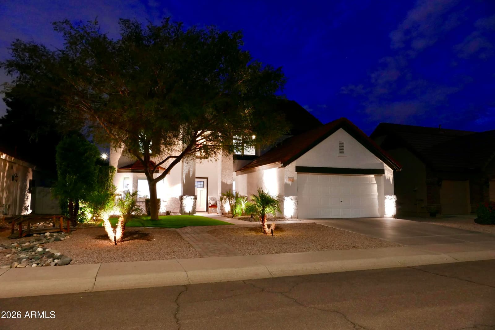 2470 E County Down Drive, Chandler, AZ 85249 — photo 4 of 32