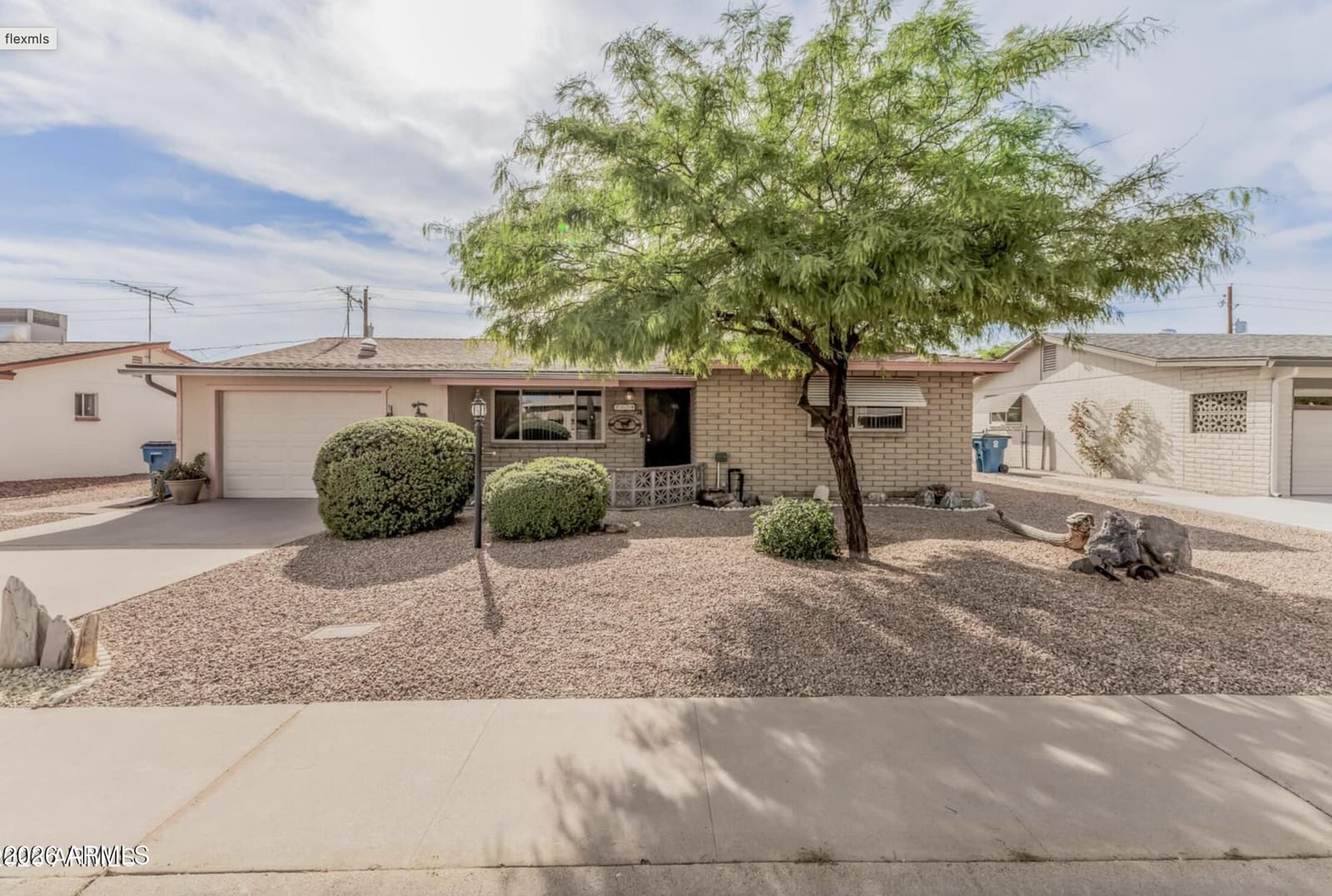 1178 S Ocotillo Drive, Apache Junction, AZ 85120 — photo 2 of 27