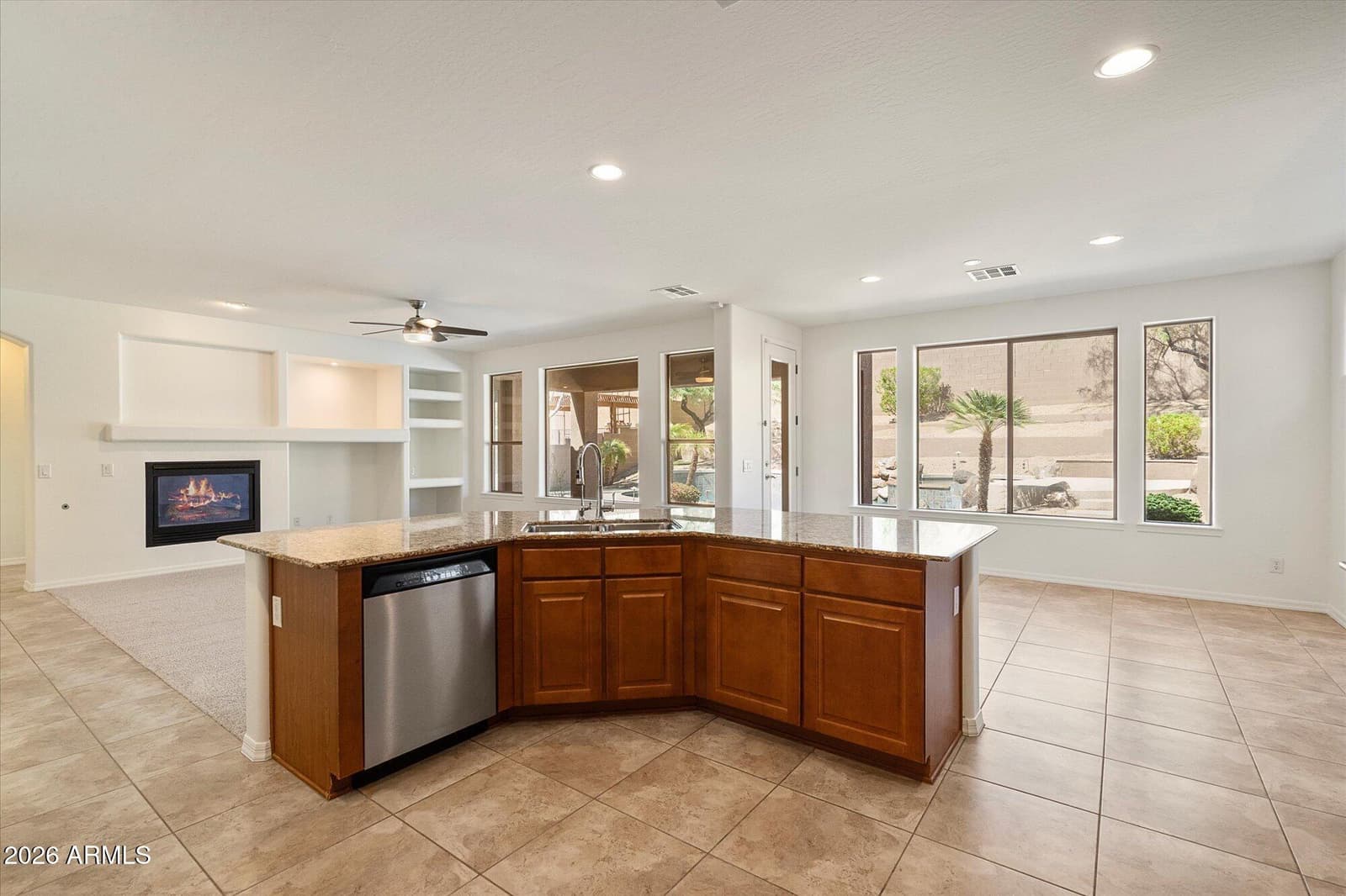 2406 W Old Paint Trail, Phoenix, AZ 85086 — photo 19 of 52