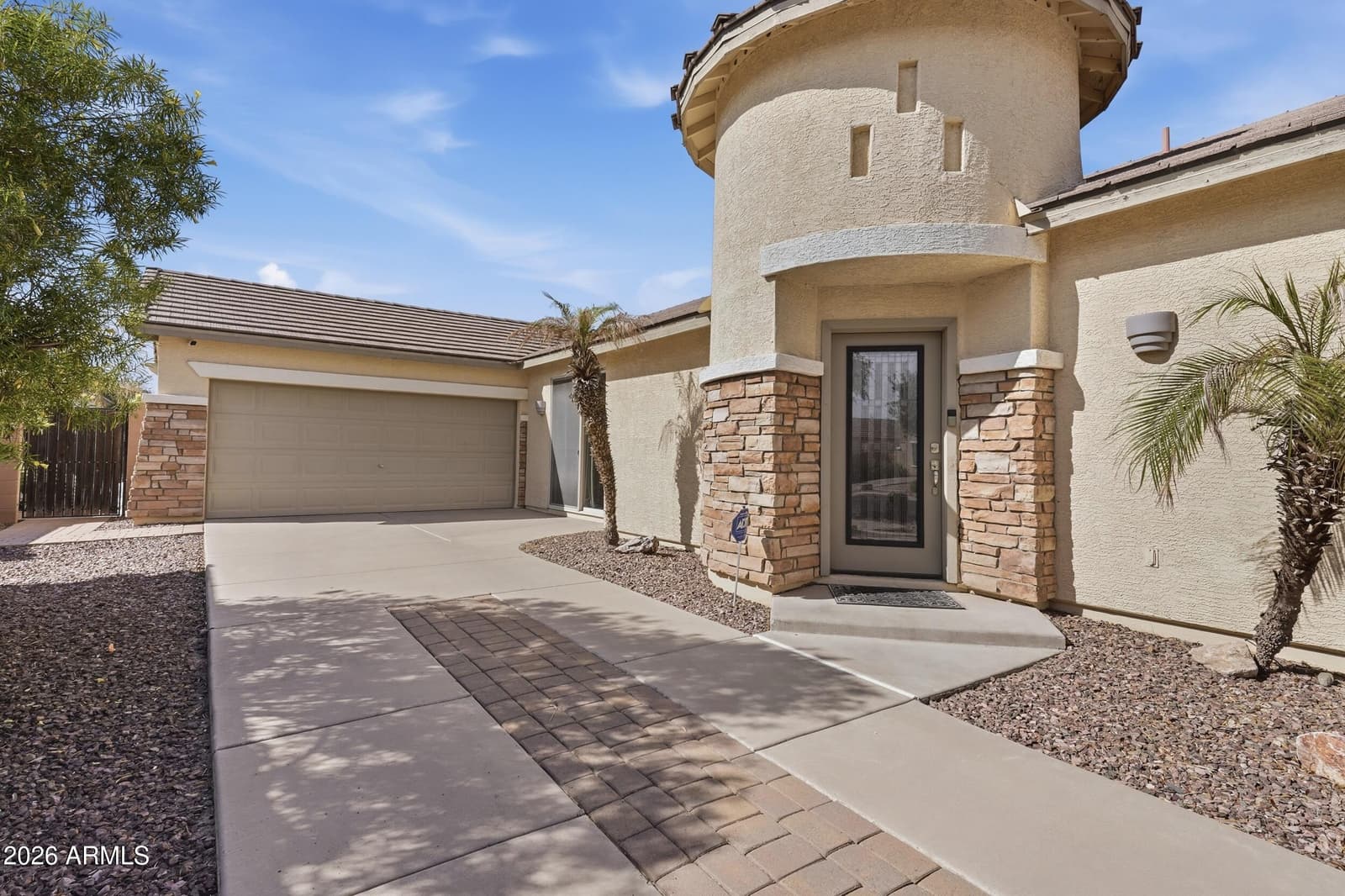 941 E Cherry Hills Drive, Chandler, AZ 85249 — photo 6 of 43