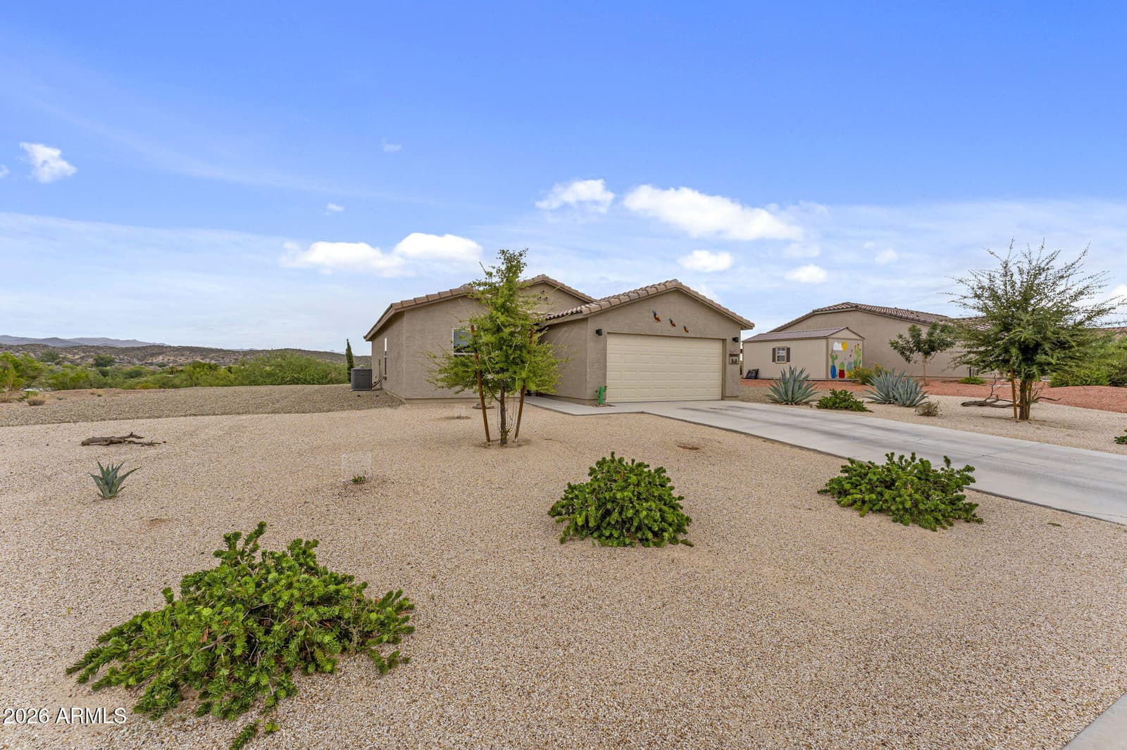 615 Ringtail Road, Wickenburg, AZ 85390 — photo 2 of 35
