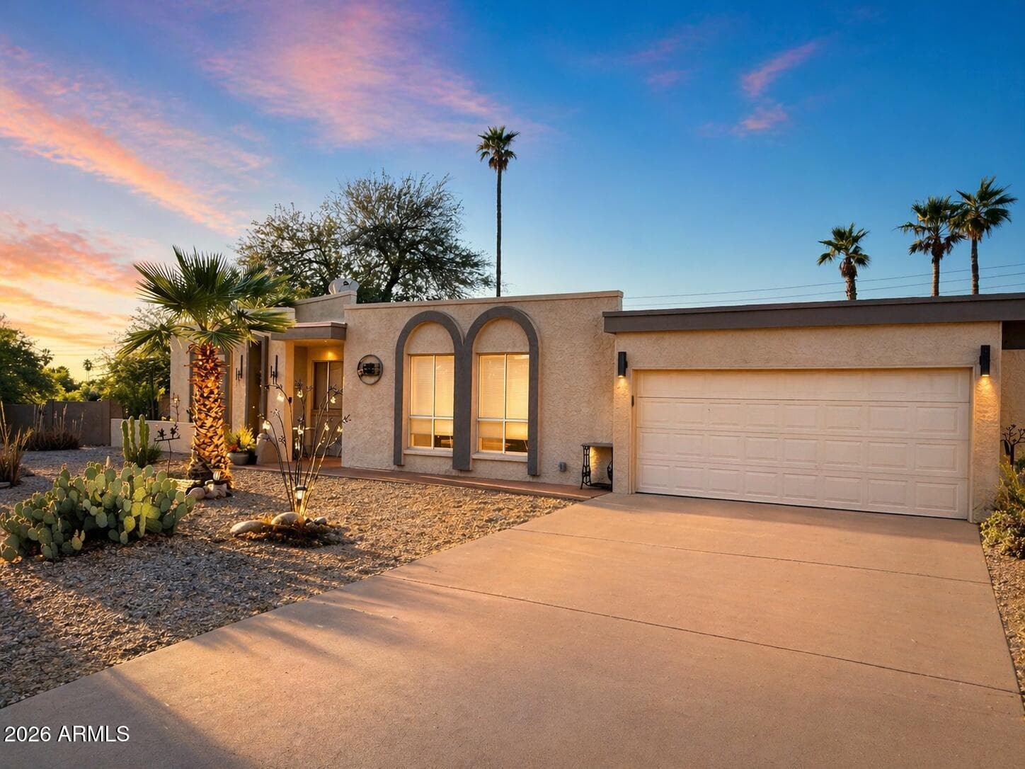 1132 E Village Cir Drive N, Phoenix, AZ 85022 — photo 3 of 40
