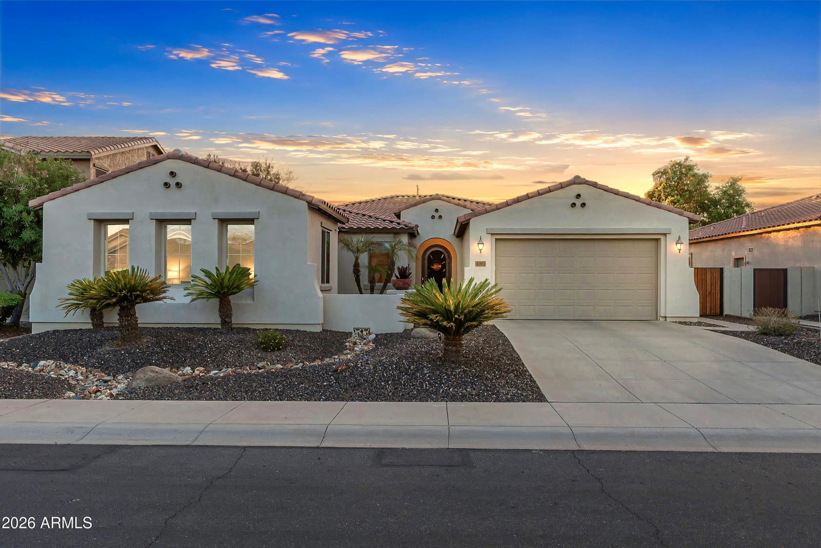 4390 S White Drive, Chandler, AZ 85249 — photo 5 of 81