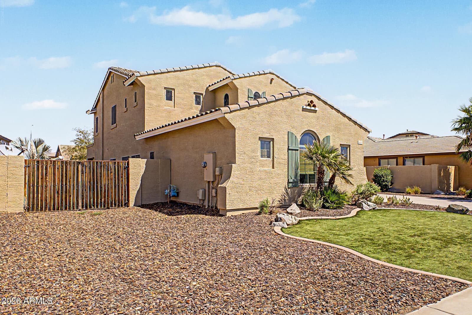 6657 S Garnet Way, Chandler, AZ 85249 — photo 3 of 41