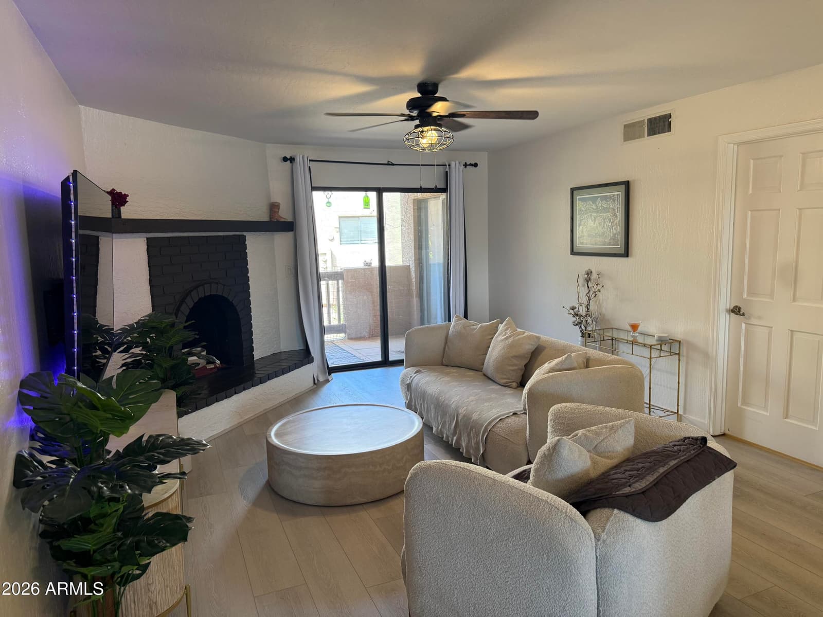 3031 N Civic Center Plaza 219, Scottsdale, AZ 85251 — photo 2 of 47