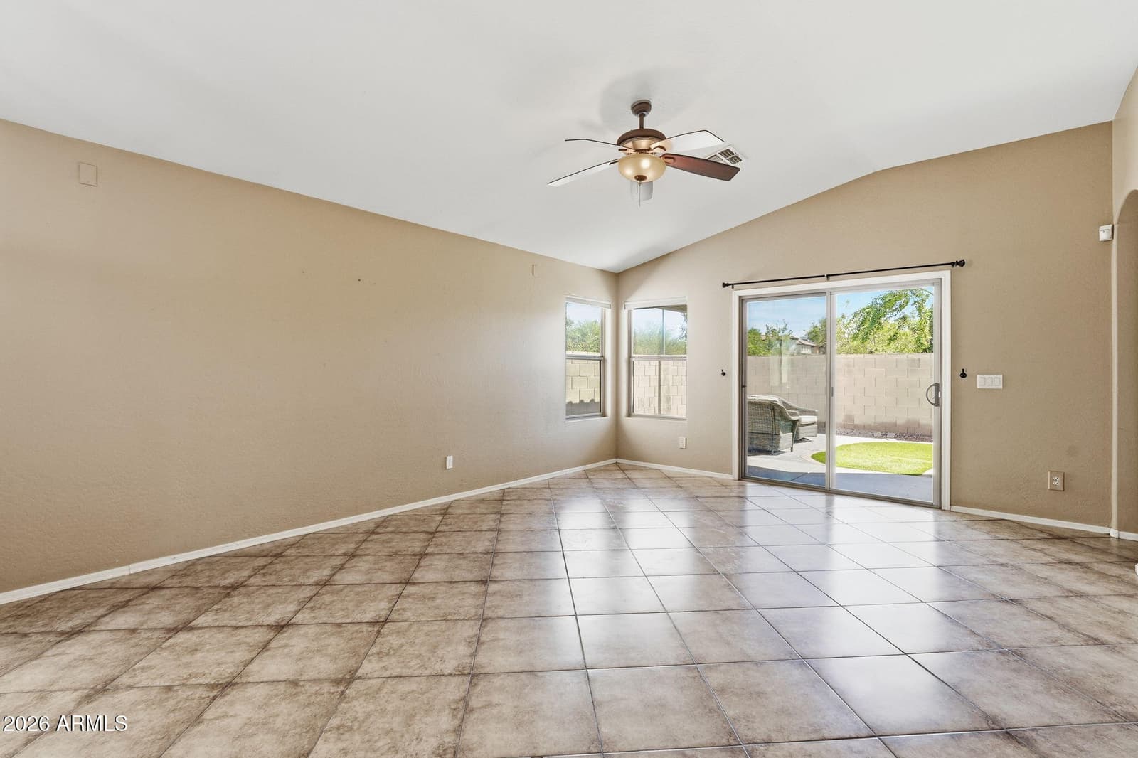 9411 S 35th Drive, Laveen, AZ 85339 — photo 10 of 42
