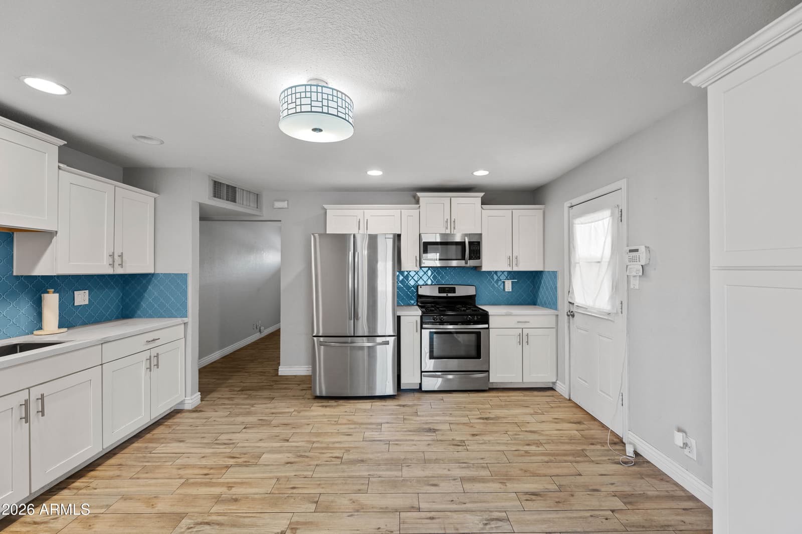 438 E Pierce Street, Tempe, AZ 85288 — photo 10 of 39