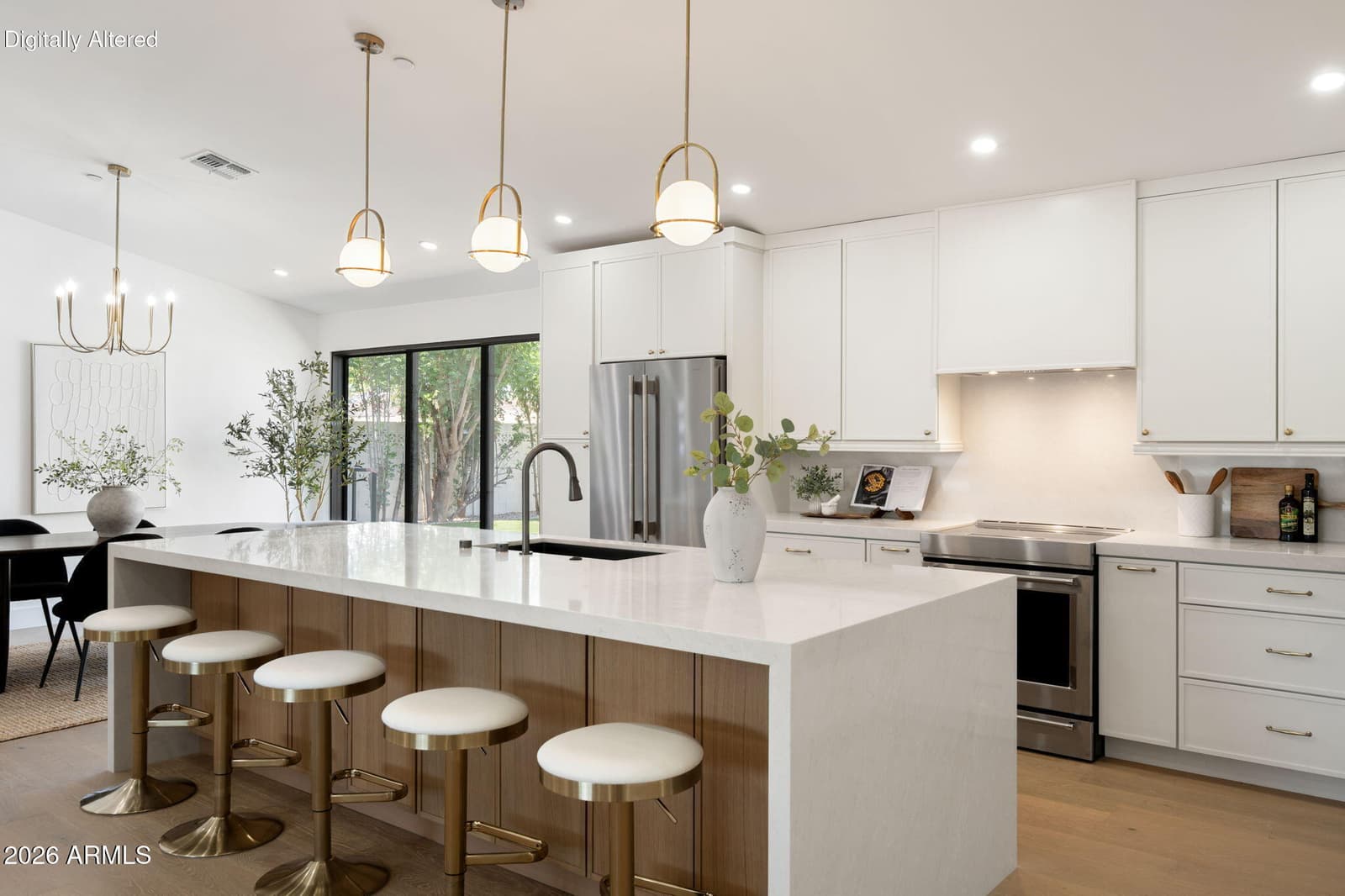8060 E LEWIS Avenue, Scottsdale, AZ 85257