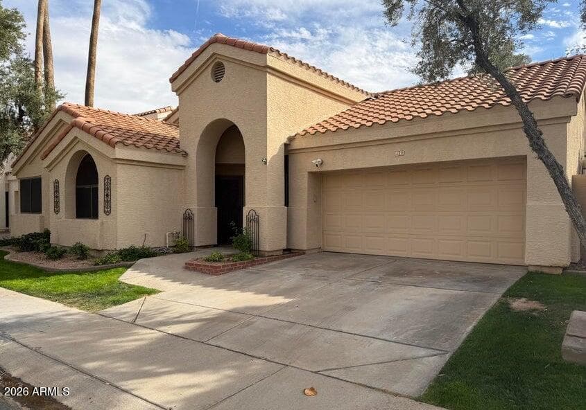 19 W Sarah Lane, Tempe, AZ 85284 — photo 7 of 7