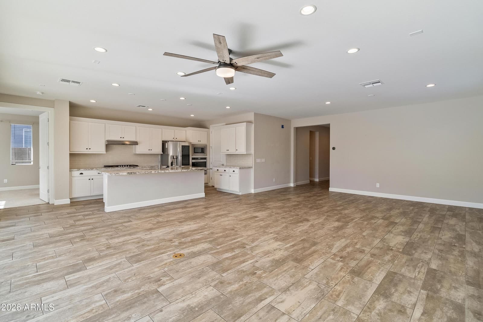 17171 W Thousand Oaks Street, Surprise, AZ 85388 — photo 10 of 59