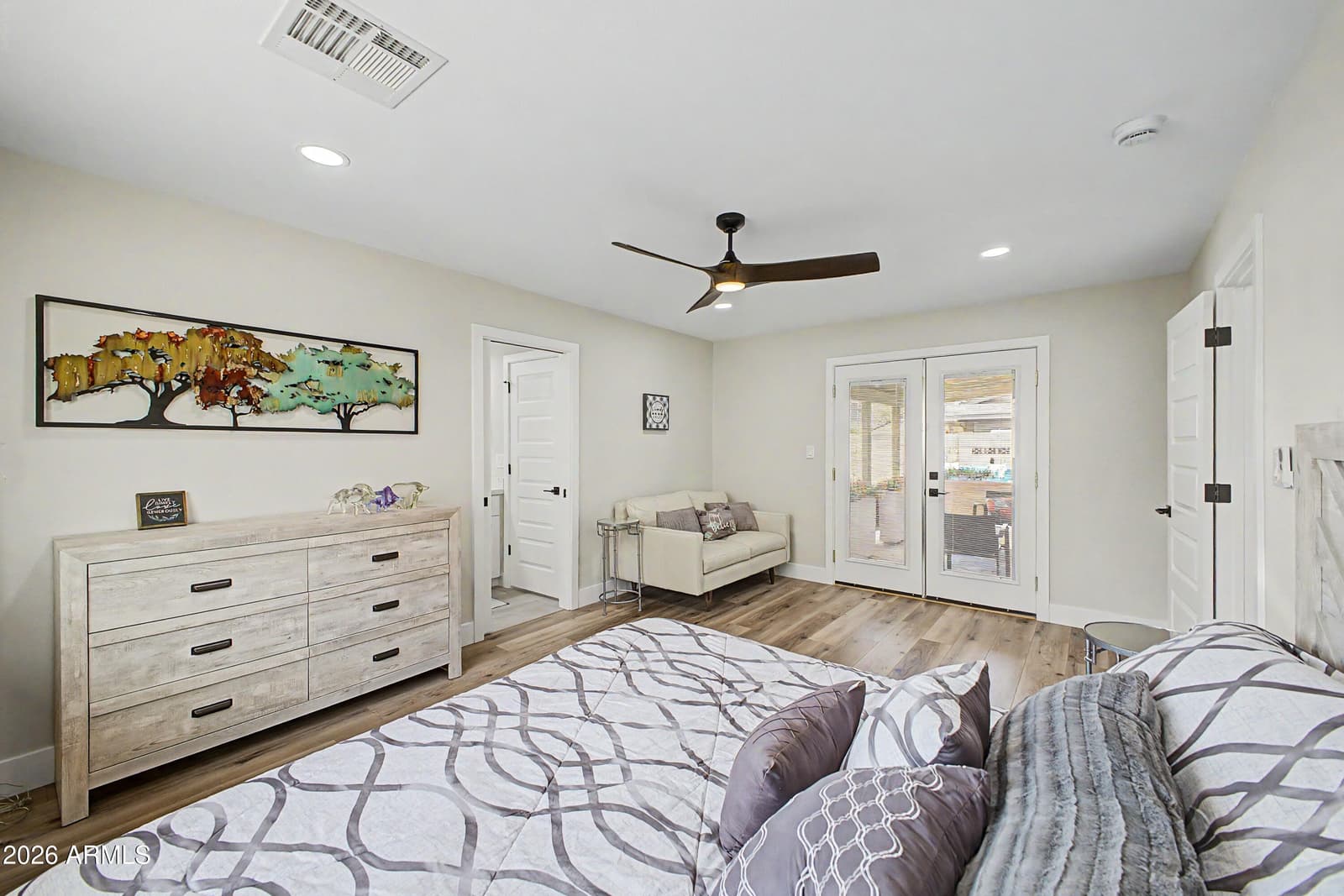 922 E Loyola Drive, Tempe, AZ 85282 — photo 16 of 41