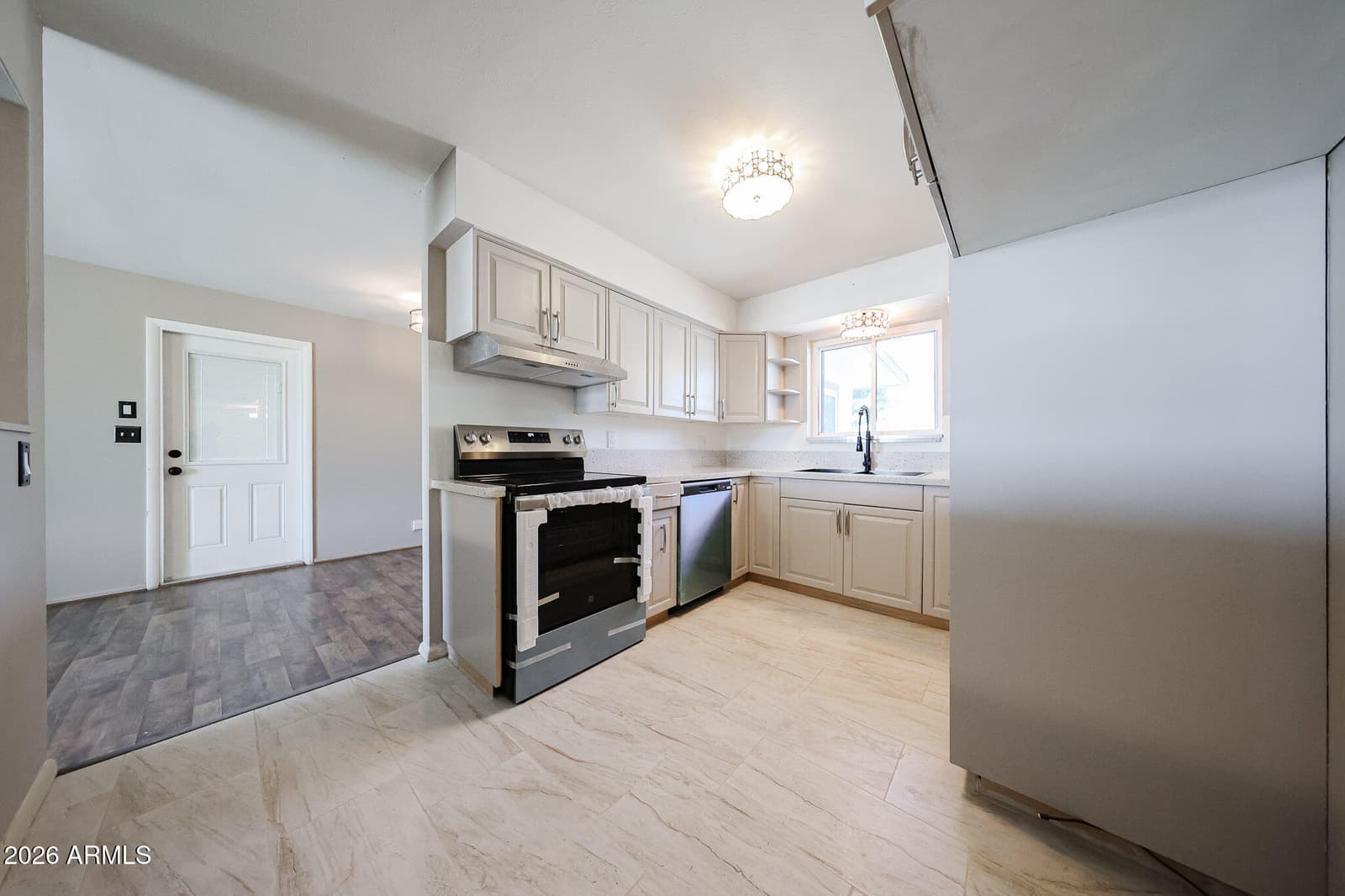 5410 E University Drive, Mesa, AZ 85205 — photo 12 of 46