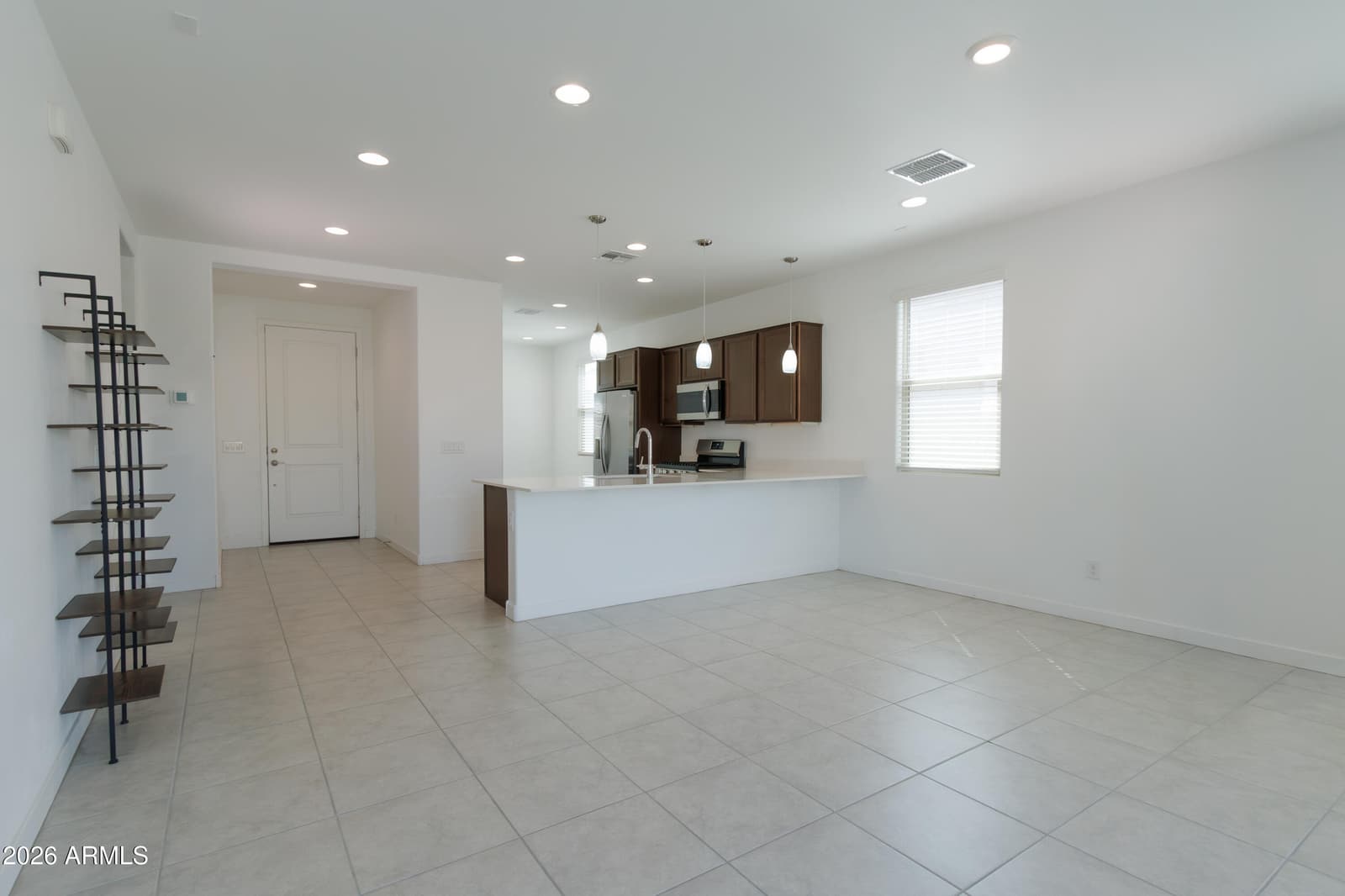 4216 S 94th Lane, Tolleson, AZ 85353 — photo 5 of 21