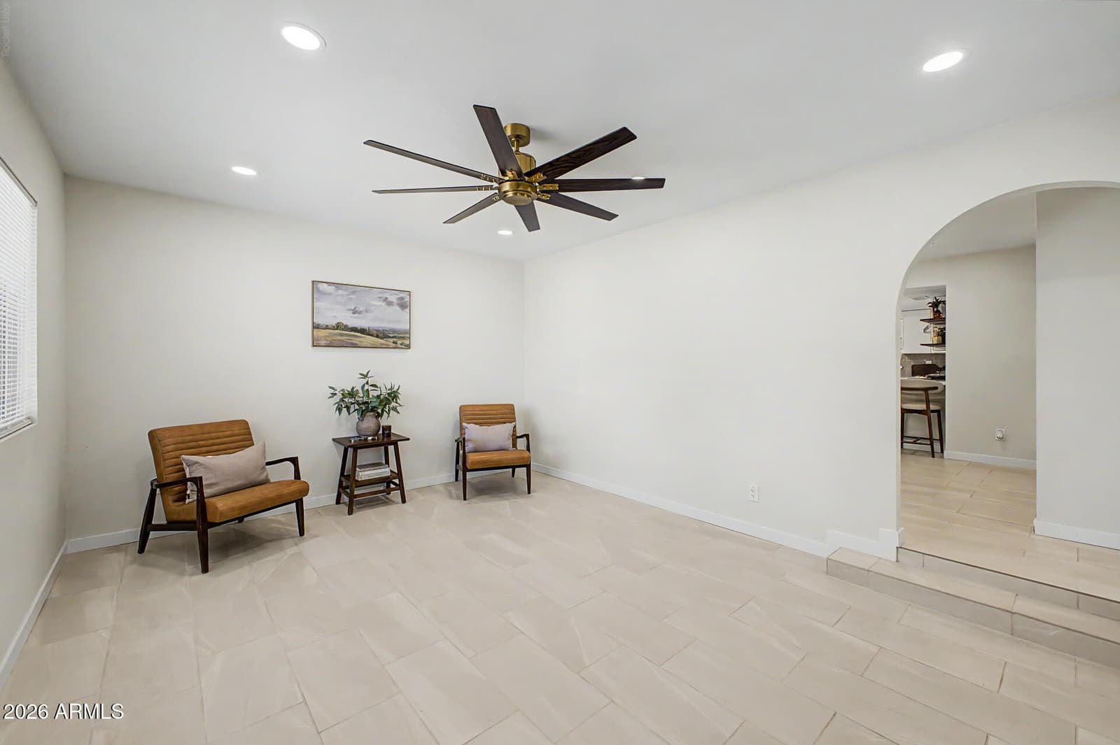 4348 N 80th Drive, Phoenix, AZ 85033 — photo 8 of 39