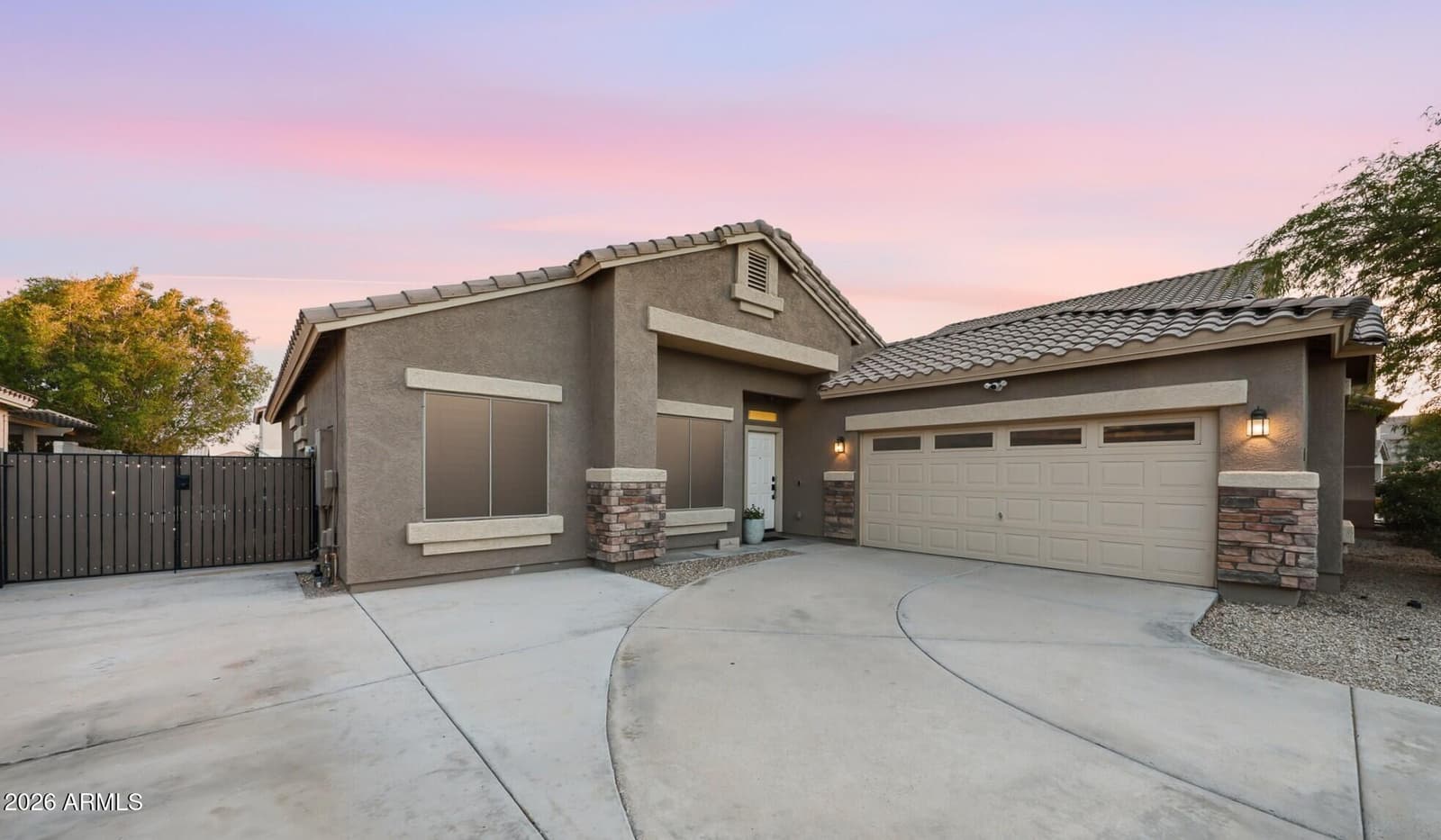 16551 W Jackson Street, Goodyear, AZ 85338 — photo 3 of 40