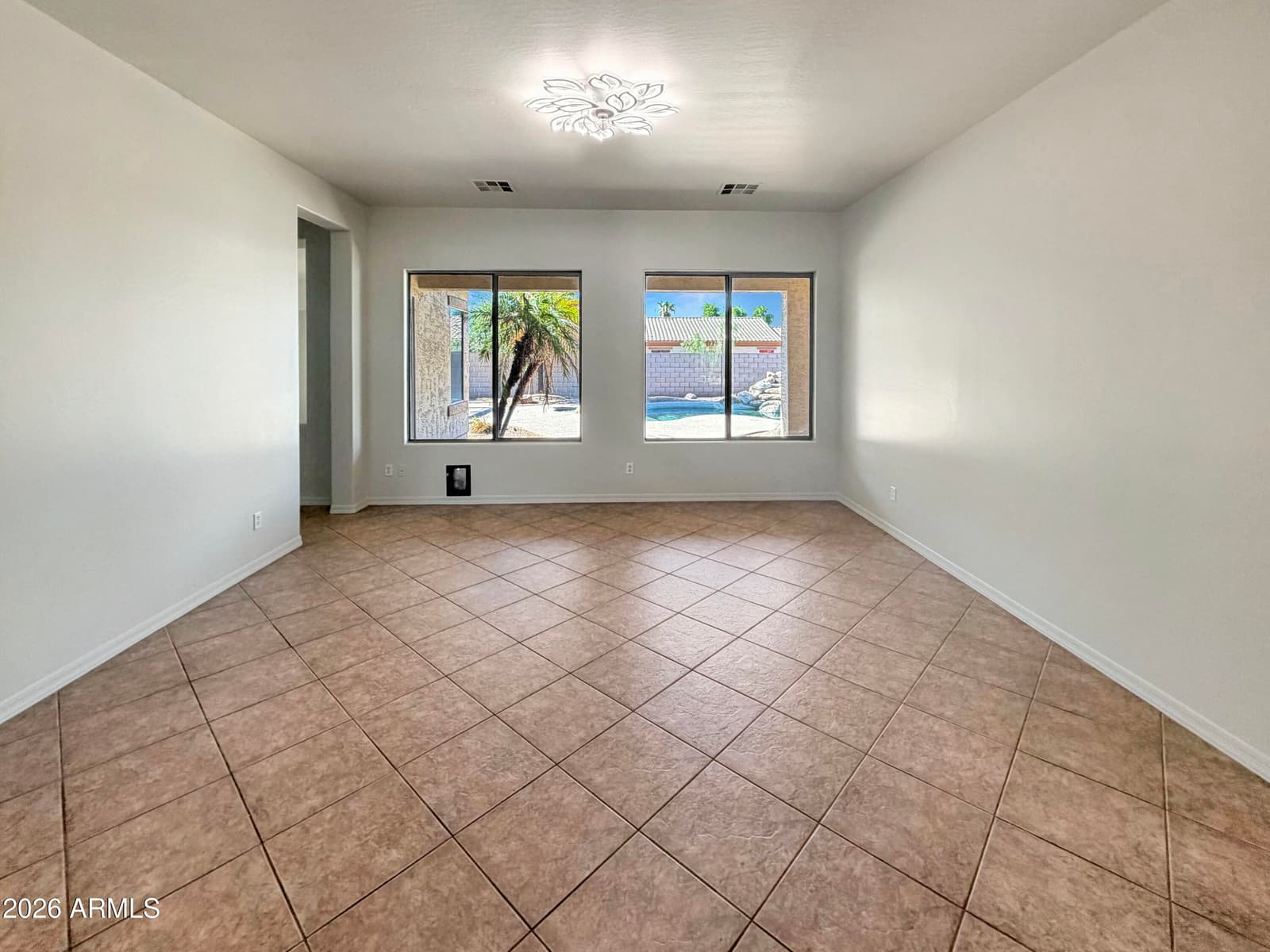 8027 W San Miguel Avenue, Glendale, AZ 85303 — photo 14 of 31
