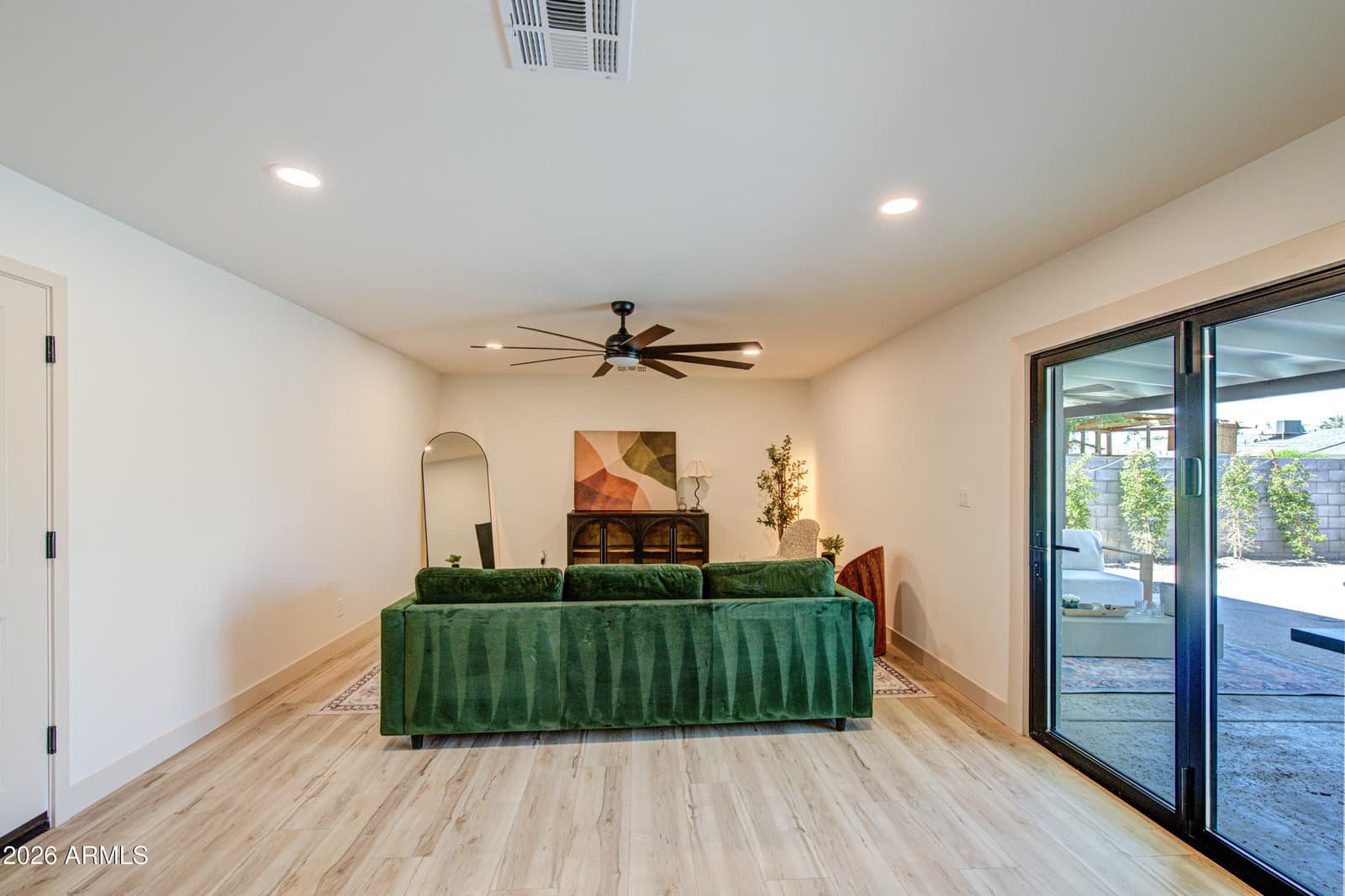 218 E Cairo Drive, Tempe, AZ 85282 — photo 15 of 46