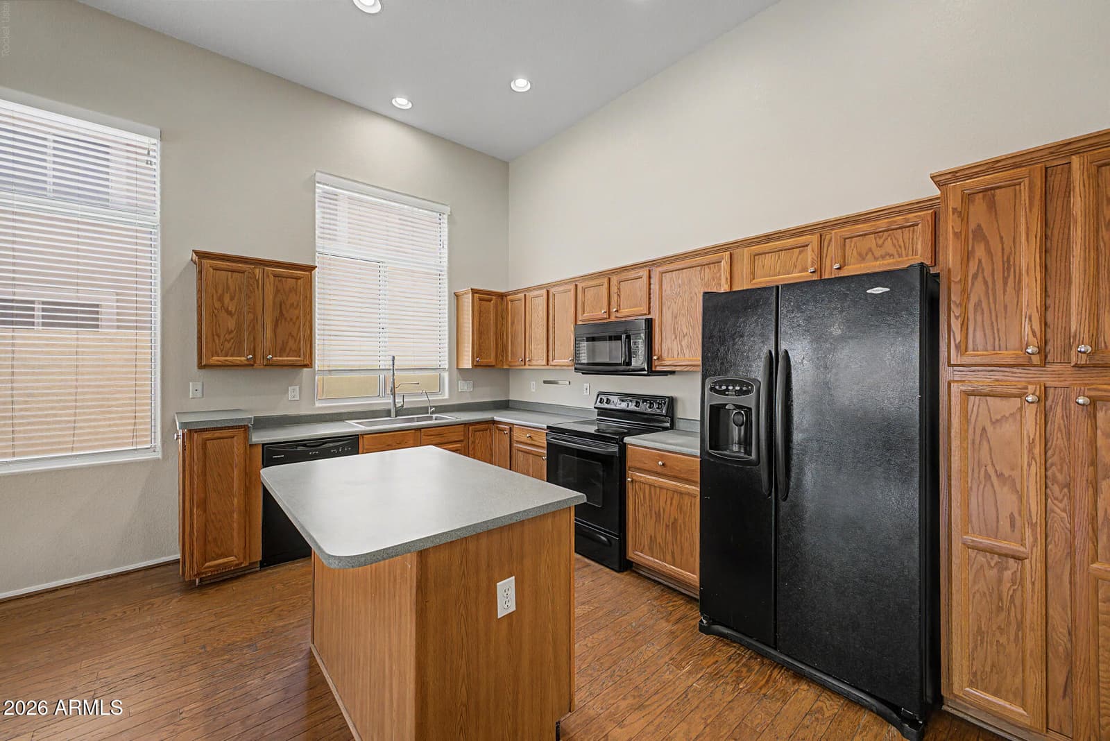 7037 W Pontiac Drive, Glendale, AZ 85308 — photo 10 of 27