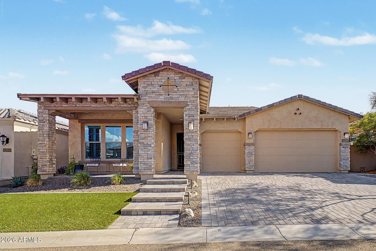 21251 W Hillcrest Boulevard, Buckeye, AZ 85396 — photo 8 of 73
