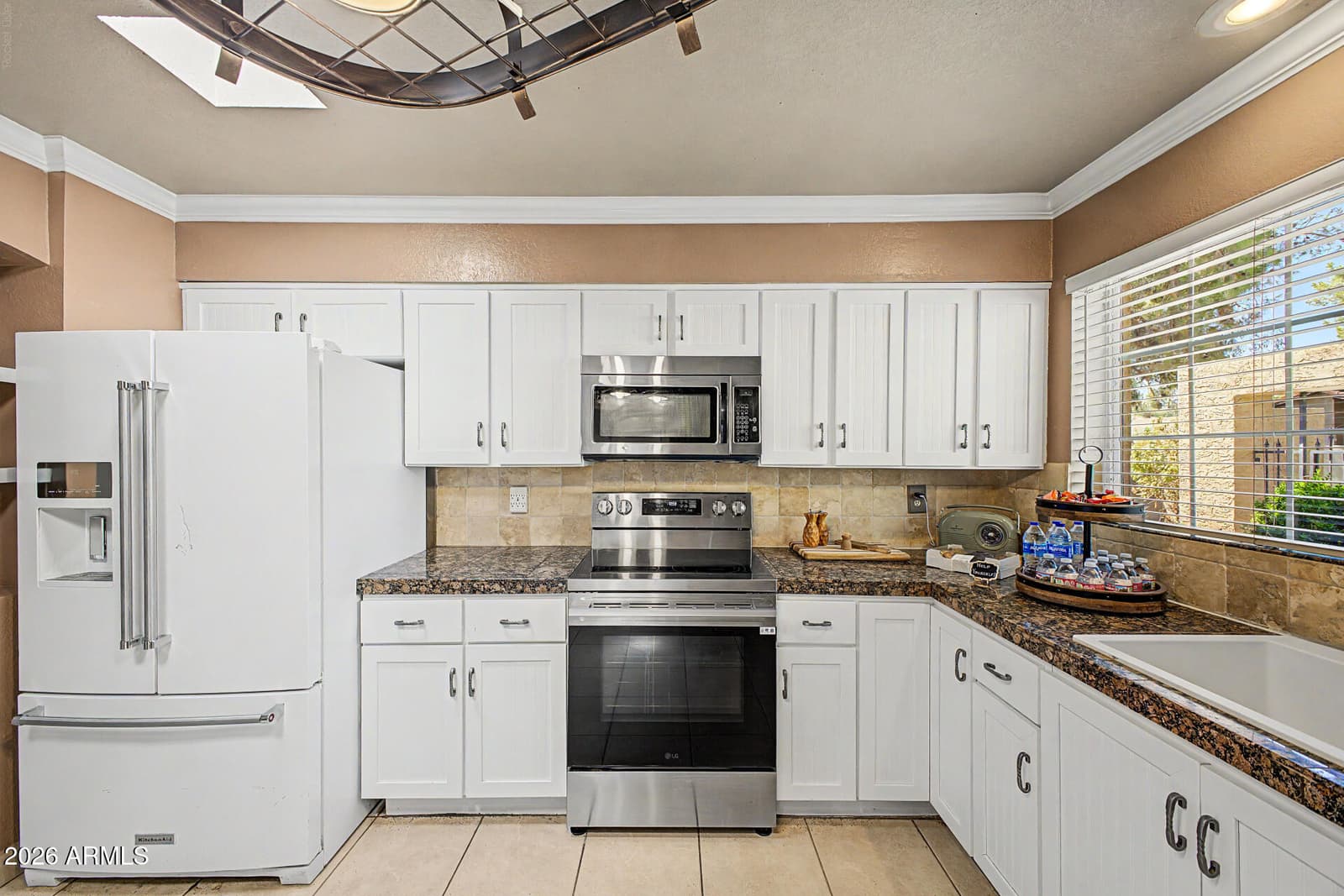 709 N Larkspur Street, Gilbert, AZ 85234 — photo 14 of 33