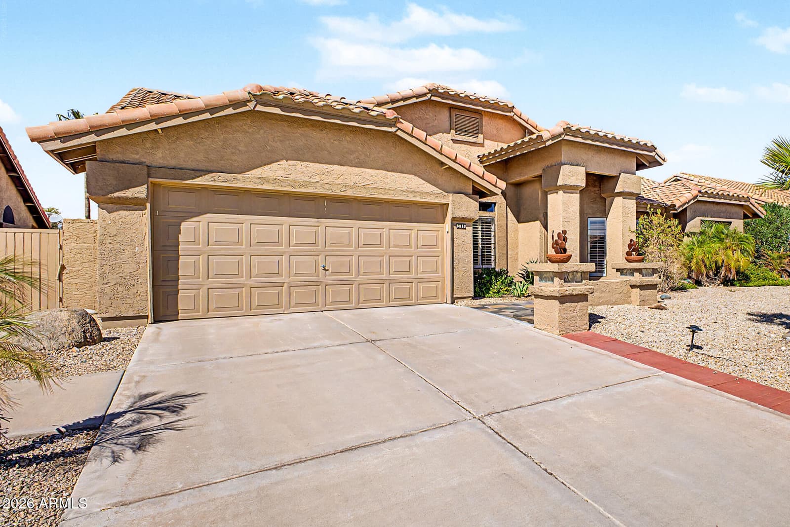 9510 W Menadota Drive, Peoria, AZ 85382 — photo 2 of 35