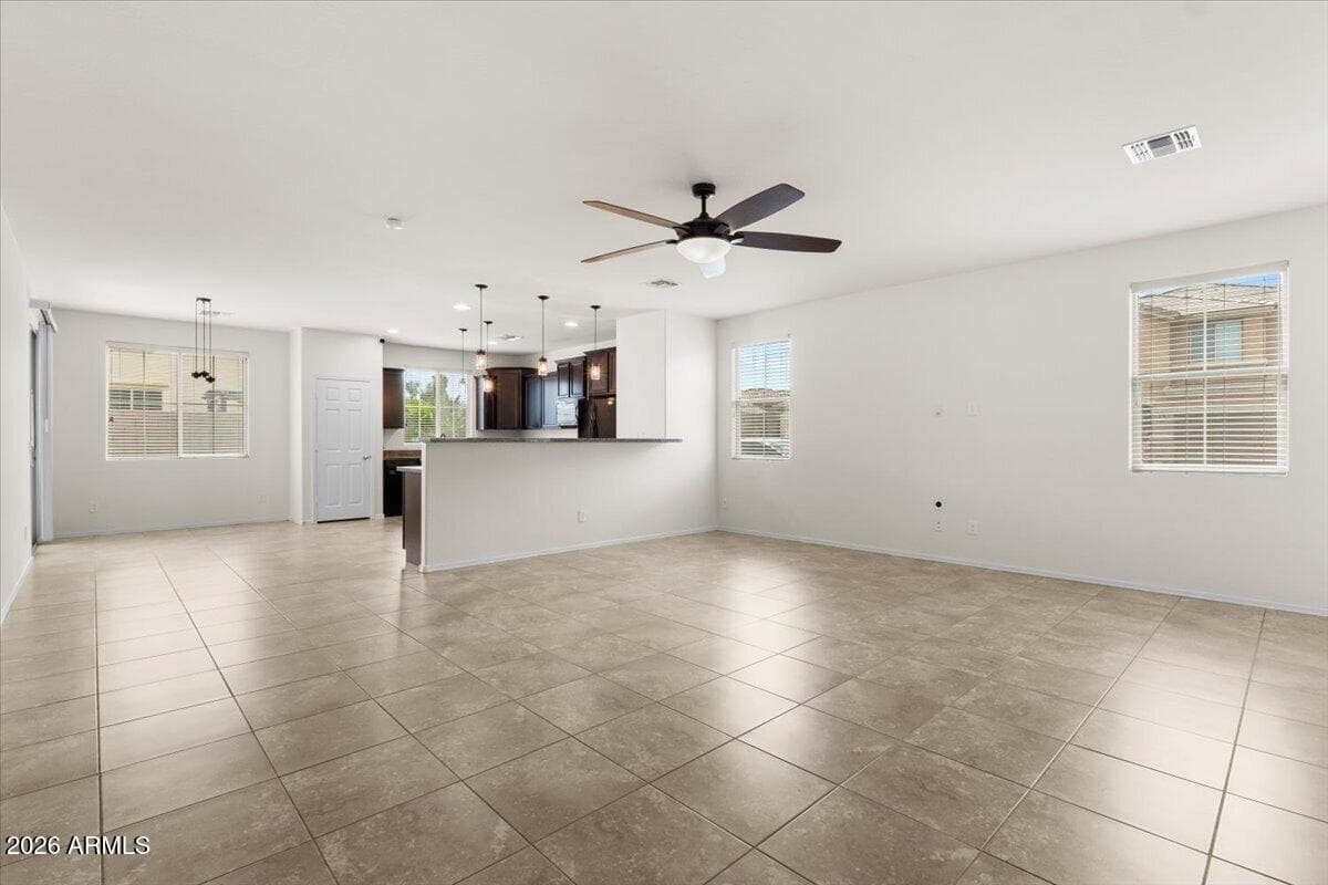 11795 W Davis Lane, Avondale, AZ 85323 — photo 9 of 25