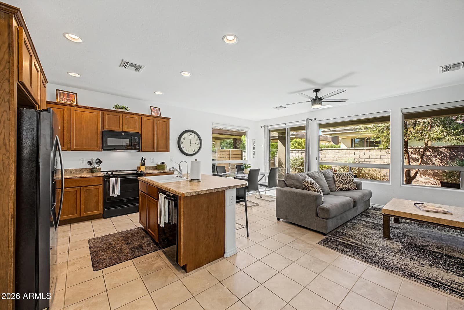 678 E Cobble Stone Drive, Queen Creek, AZ 85140 — photo 11 of 51