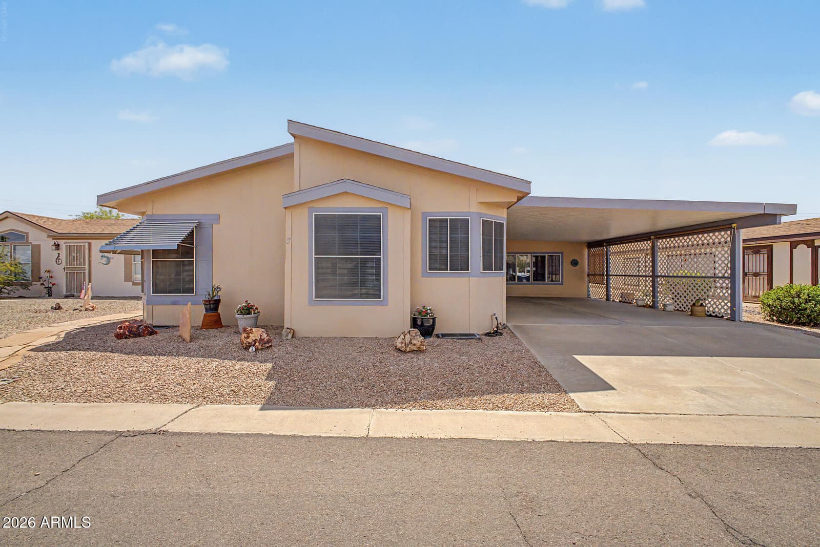 2208 W BASELINE Avenue 3, Apache Junction, AZ 85120