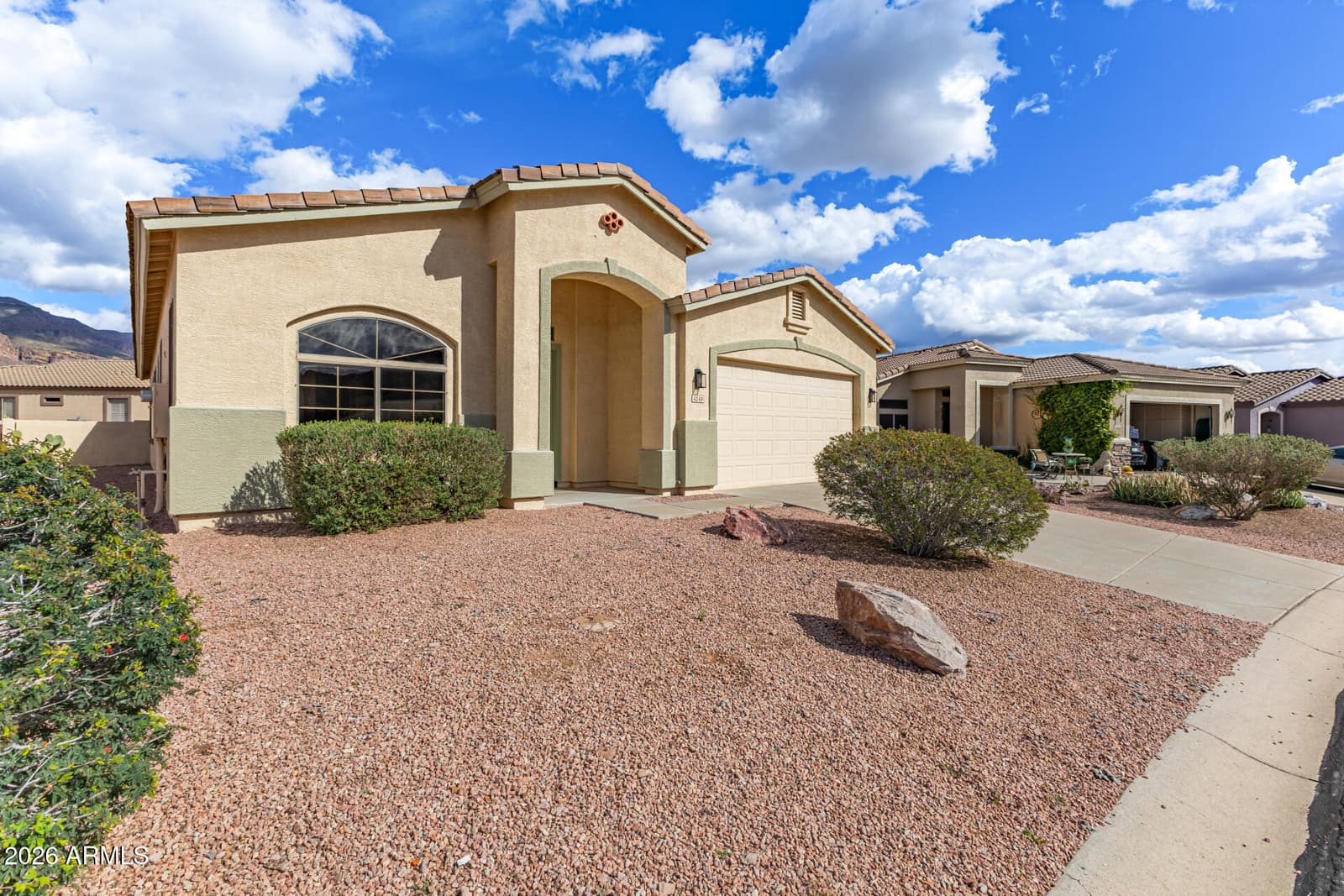 4249 S Pony Rider Trail, Gold Canyon, AZ 85118 — photo 7 of 36