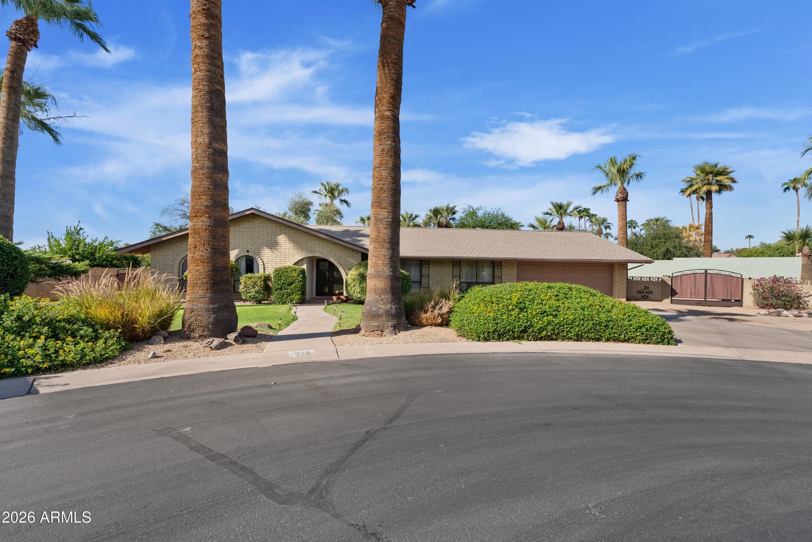 325 W Alegre Drive, Litchfield Park, AZ 85340 — photo 5 of 39