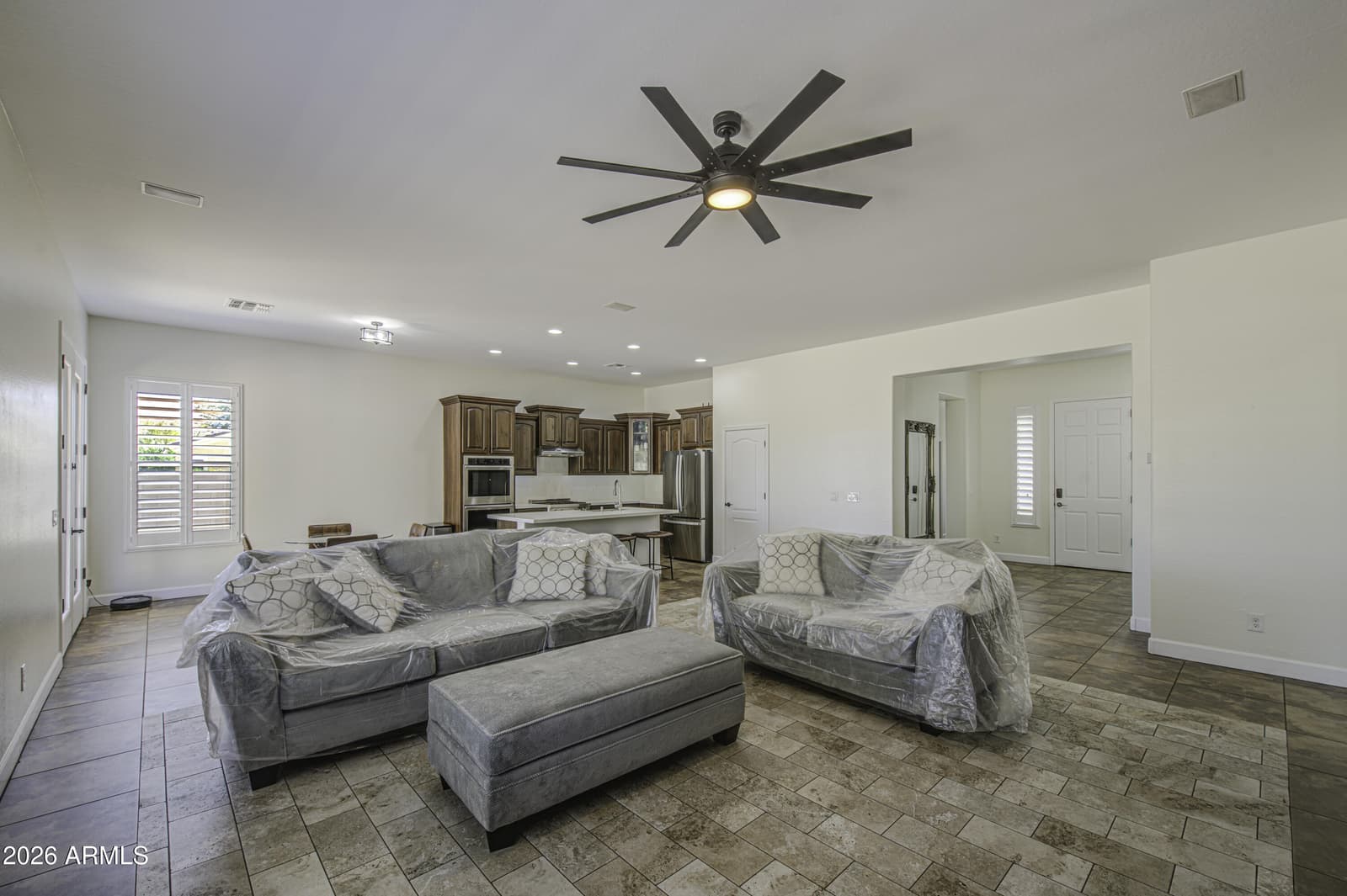 128 E Caribbean Drive, Casa Grande, AZ 85122 — photo 7 of 44