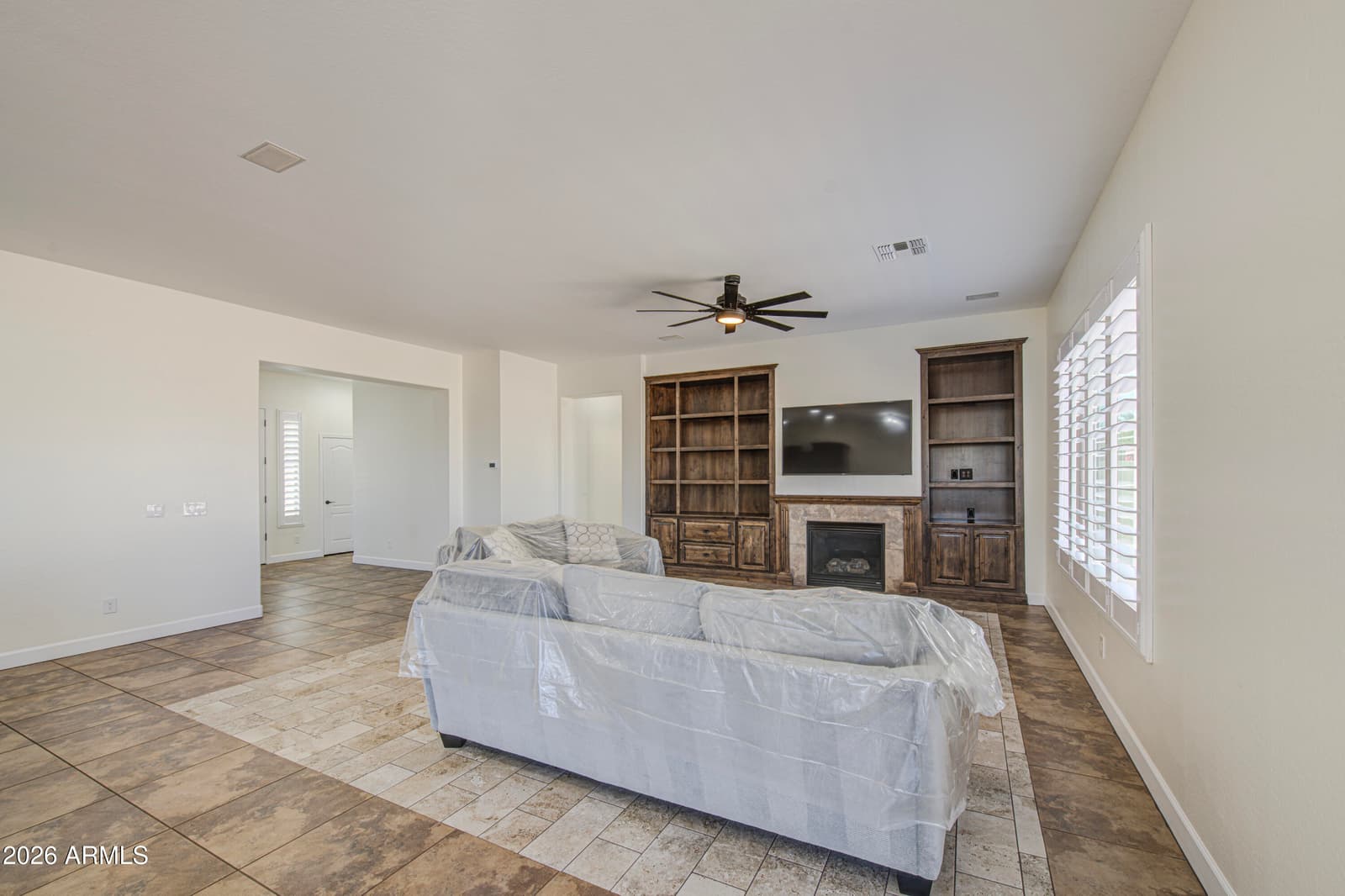 128 E Caribbean Drive, Casa Grande, AZ 85122 — photo 8 of 44