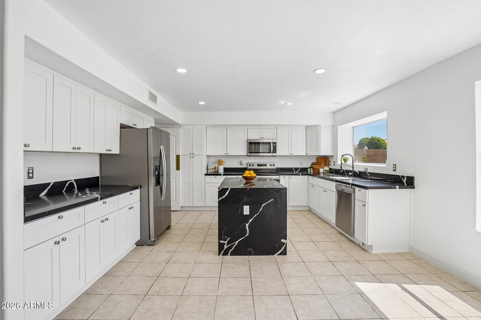 12425 W Encanto Boulevard, Avondale, AZ 85392 — photo 4 of 74