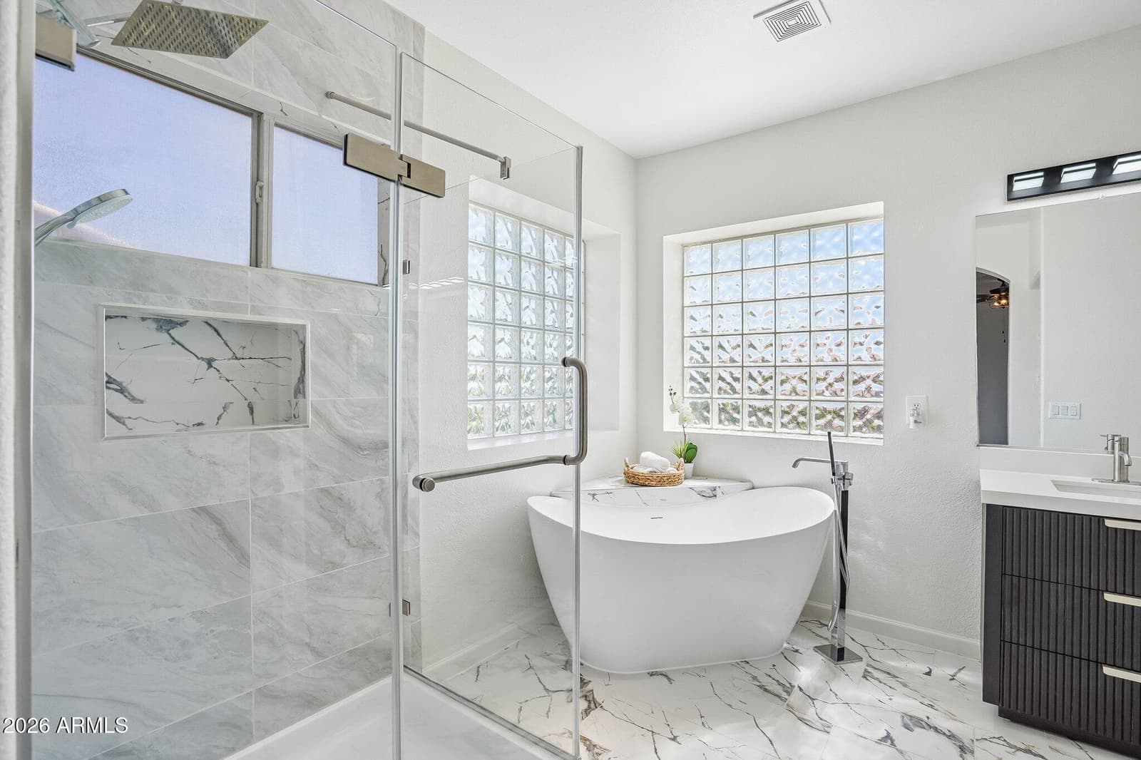 12425 W Encanto Boulevard, Avondale, AZ 85392 — photo 14 of 74