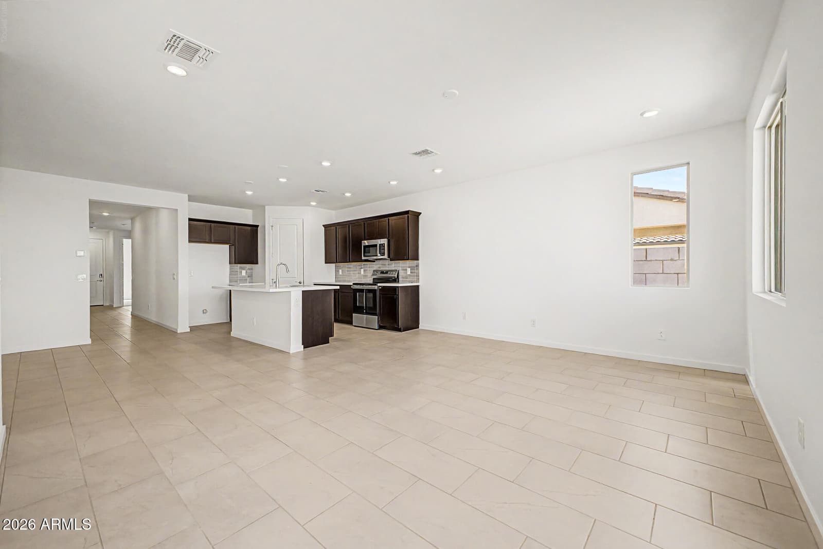 5274 E Cassidy Lane, San Tan Valley, AZ 85144 — photo 11 of 18