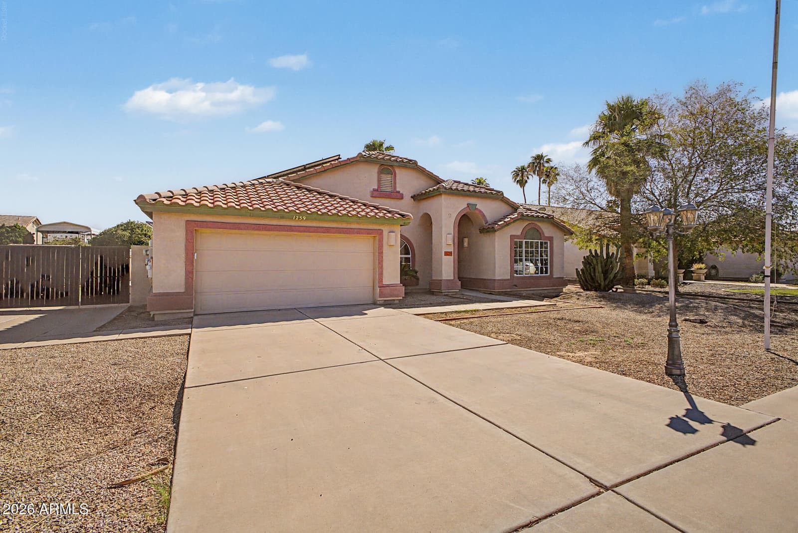 1259 E Sunset Drive, Casa Grande, AZ 85122 — photo 3 of 32