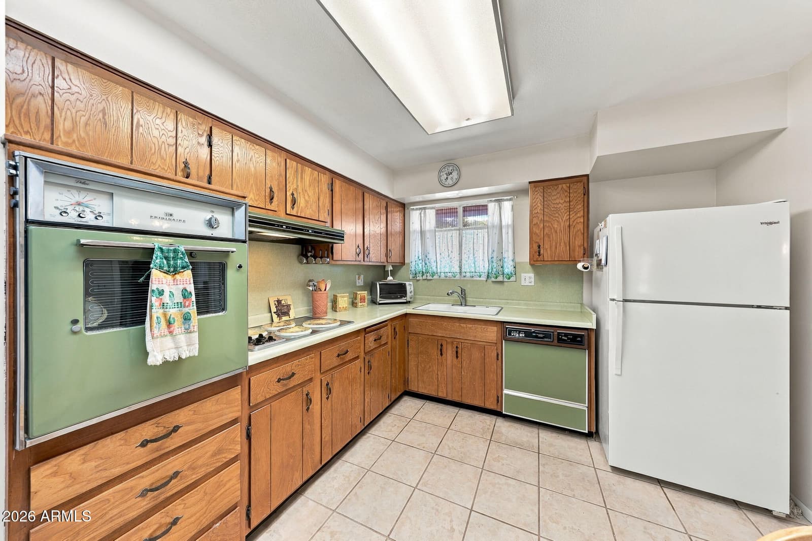 10210 W Twin Oaks Drive, Sun City, AZ 85351 — photo 3 of 30