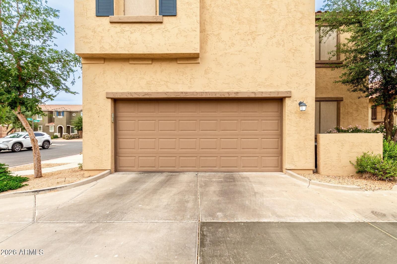 6321 S Blake Street, Gilbert, AZ 85298 — photo 4 of 28