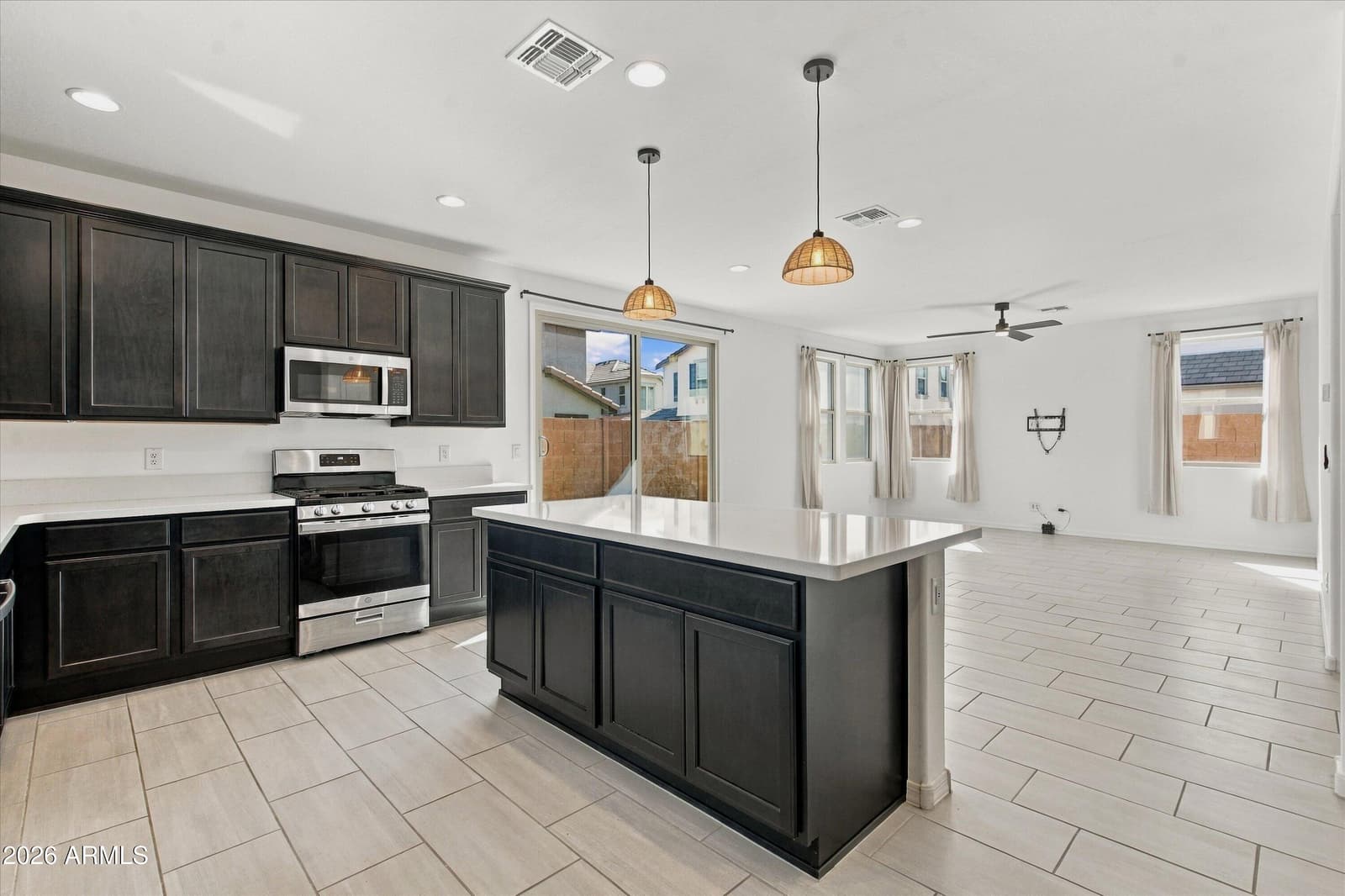 14113 W Hackamore Drive, Surprise, AZ 85387 — photo 9 of 36