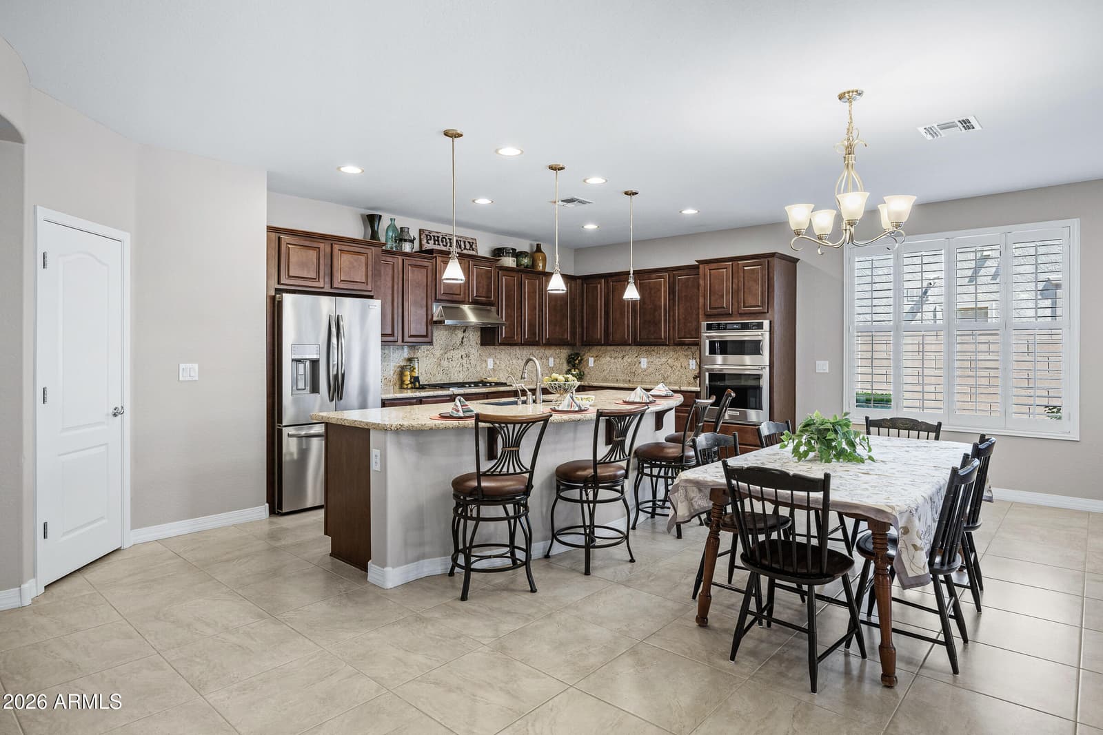 957 E Rojo Way, Gilbert, AZ 85297 — photo 4 of 91
