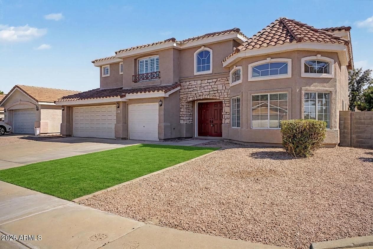 835 W Cooley Drive, Gilbert, AZ 85233 — photo 2 of 27