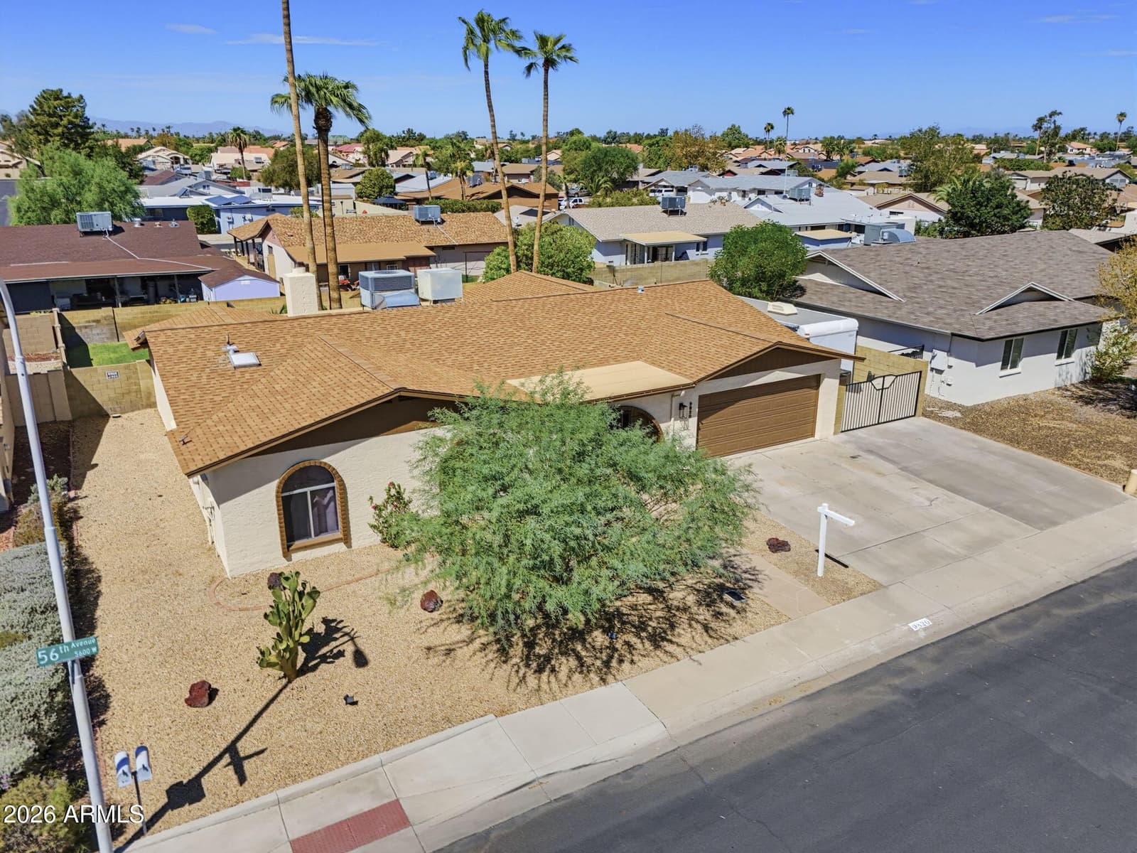 9820 N 56th Avenue, Glendale, AZ 85302 — photo 7 of 61