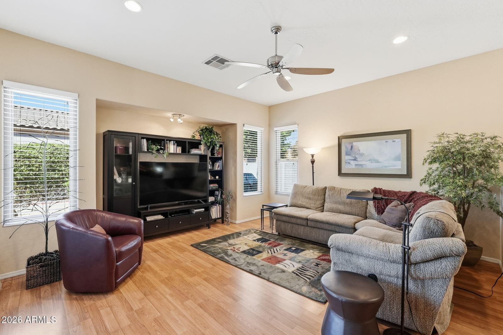 6796 W Abraham Lane, Glendale, AZ 85308 — photo 9 of 42