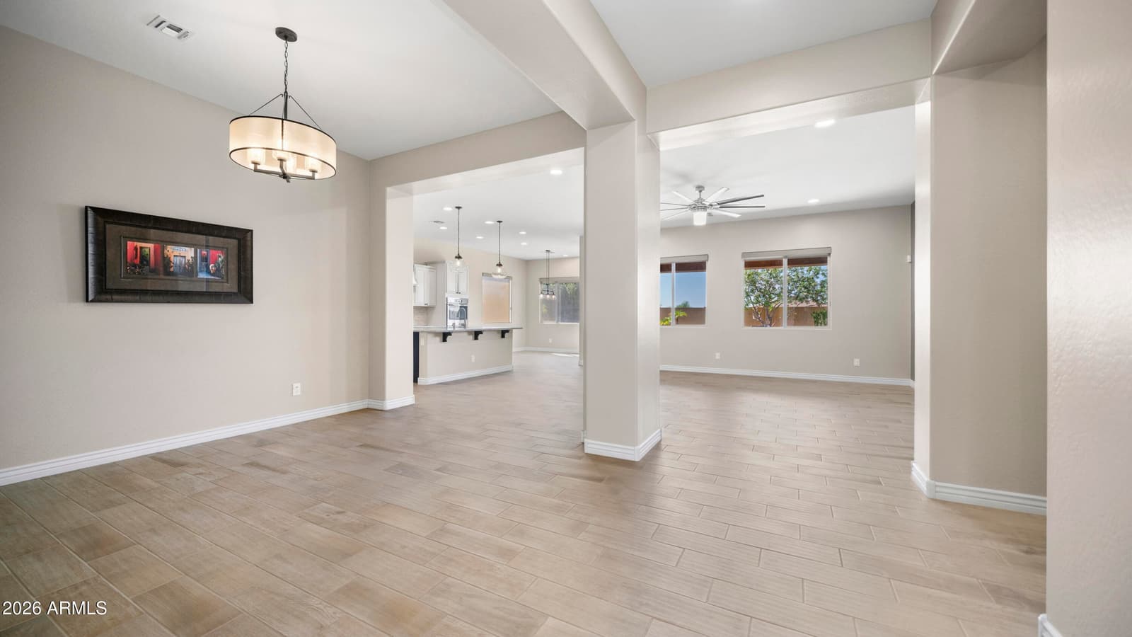 10025 W Sydney Way, Peoria, AZ 85383 — photo 4 of 39