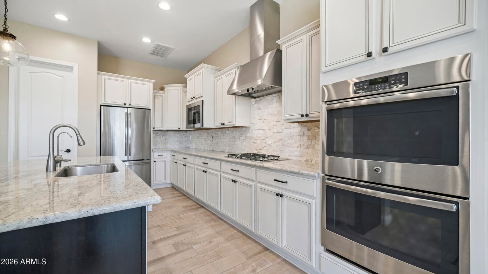 10025 W Sydney Way, Peoria, AZ 85383 — photo 13 of 39