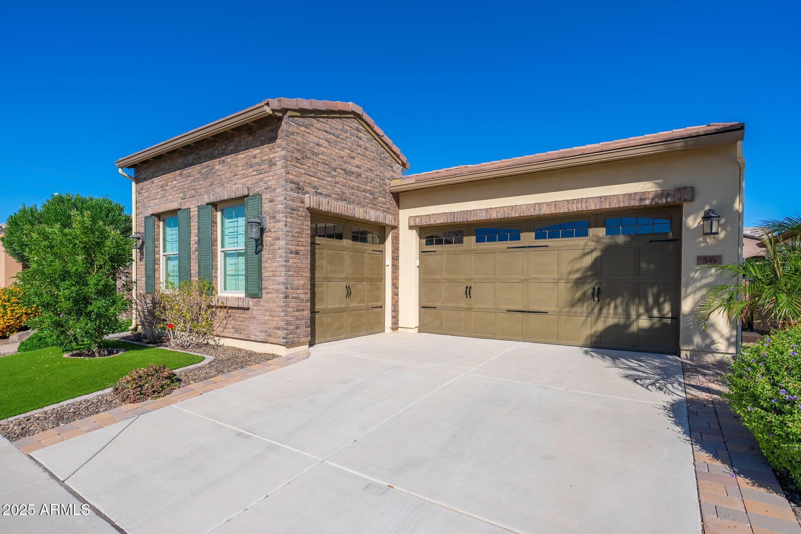 56 E Camellia Way, Queen Creek, AZ 85140 — photo 11 of 59