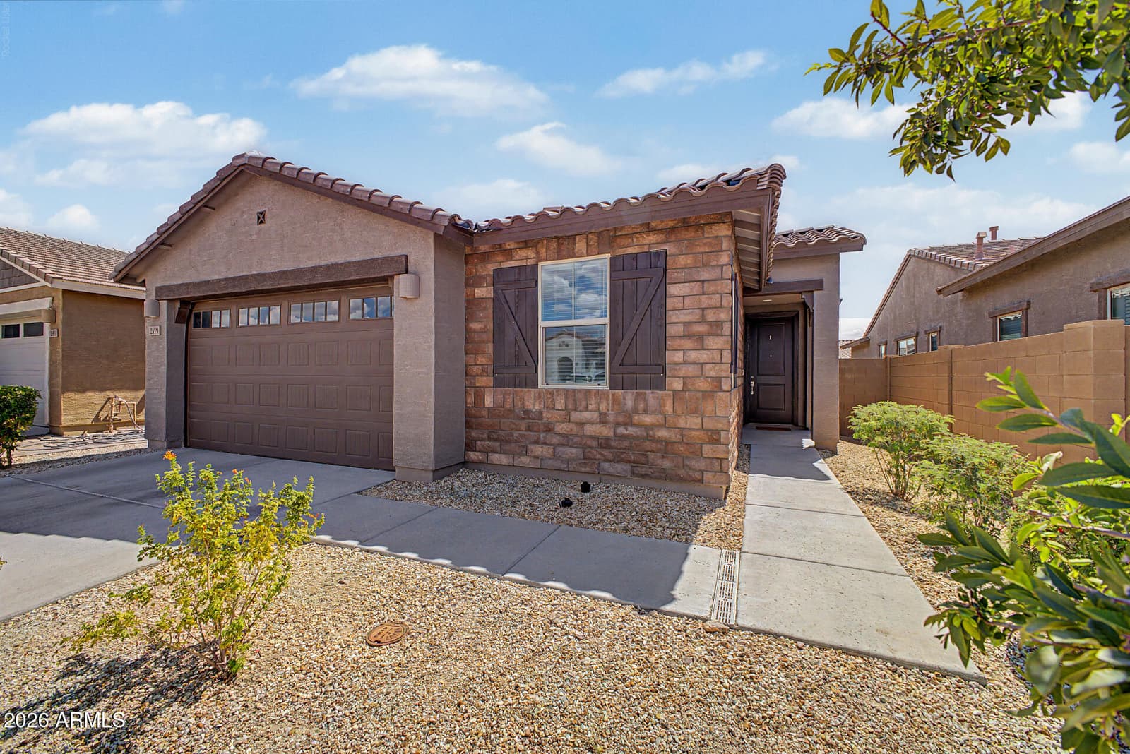2979 E Yuma Avenue, Apache Junction, AZ 85119 — photo 7 of 36