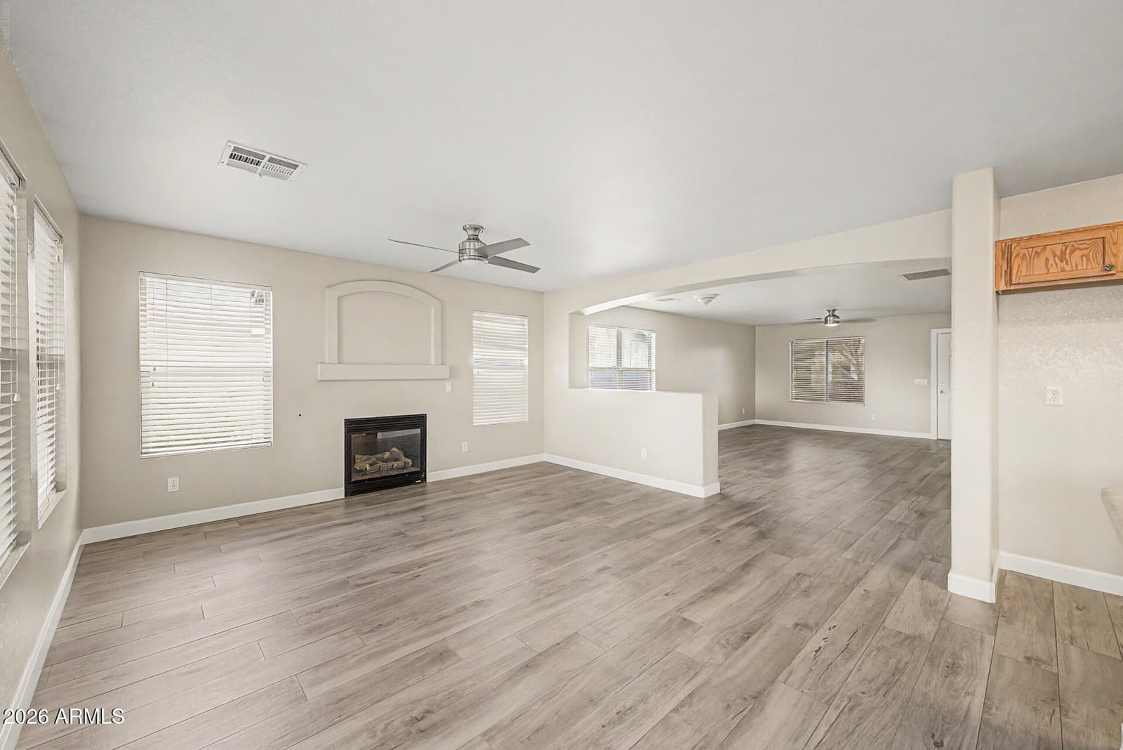 2892 W Goldmine Mountain Drive, San Tan Valley, AZ 85144 — photo 10 of 34