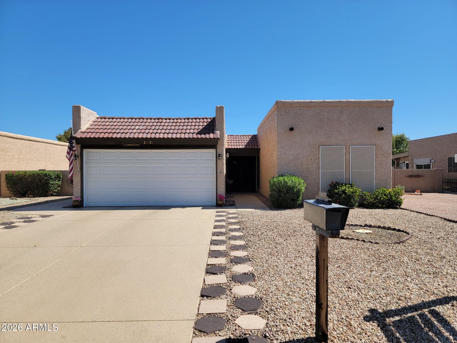 26423 S SNEAD Drive, Sun Lakes, AZ 85248